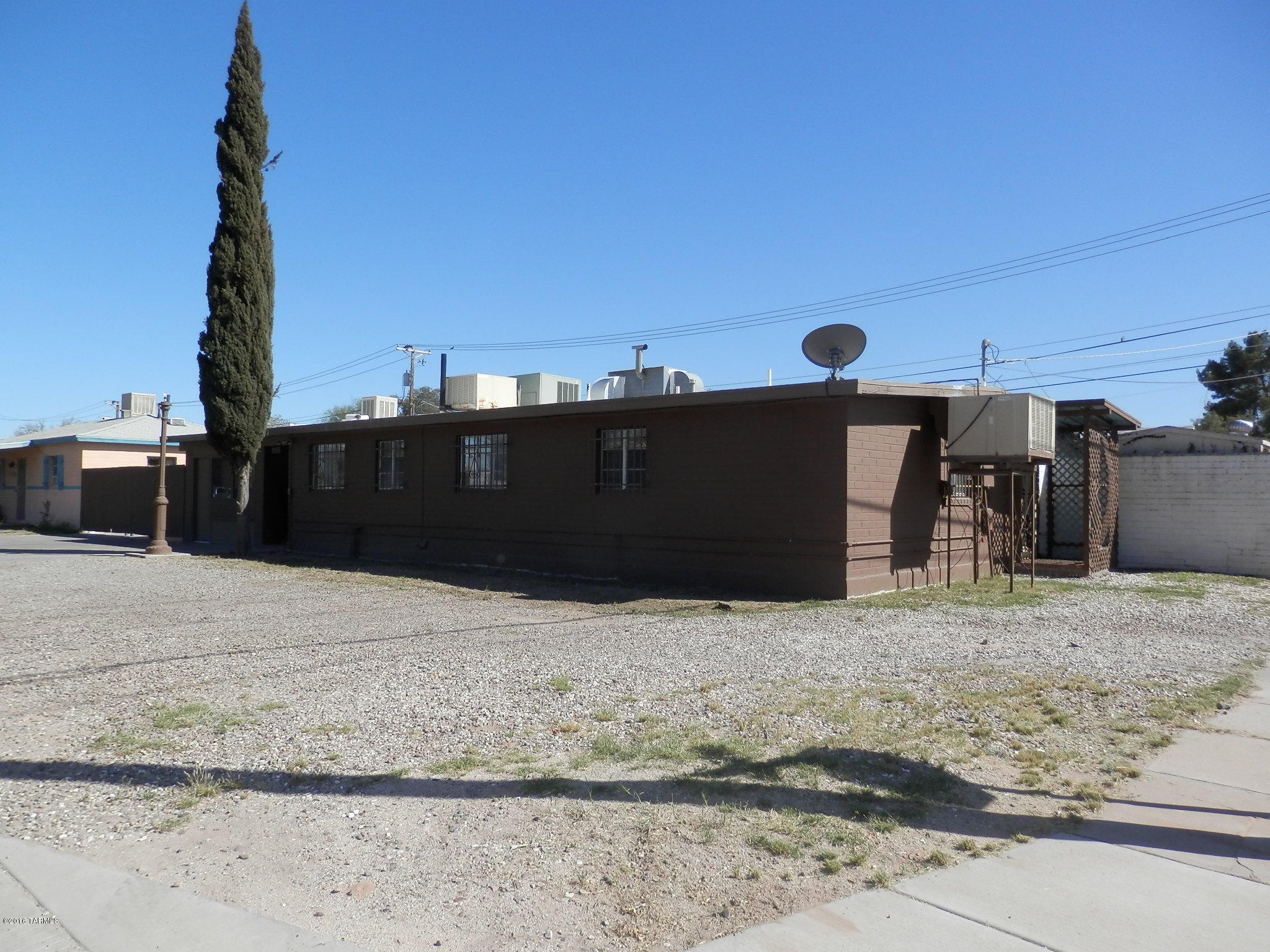 Seller will accept or counter offers between $99,000-115,000. Agent/Owner.