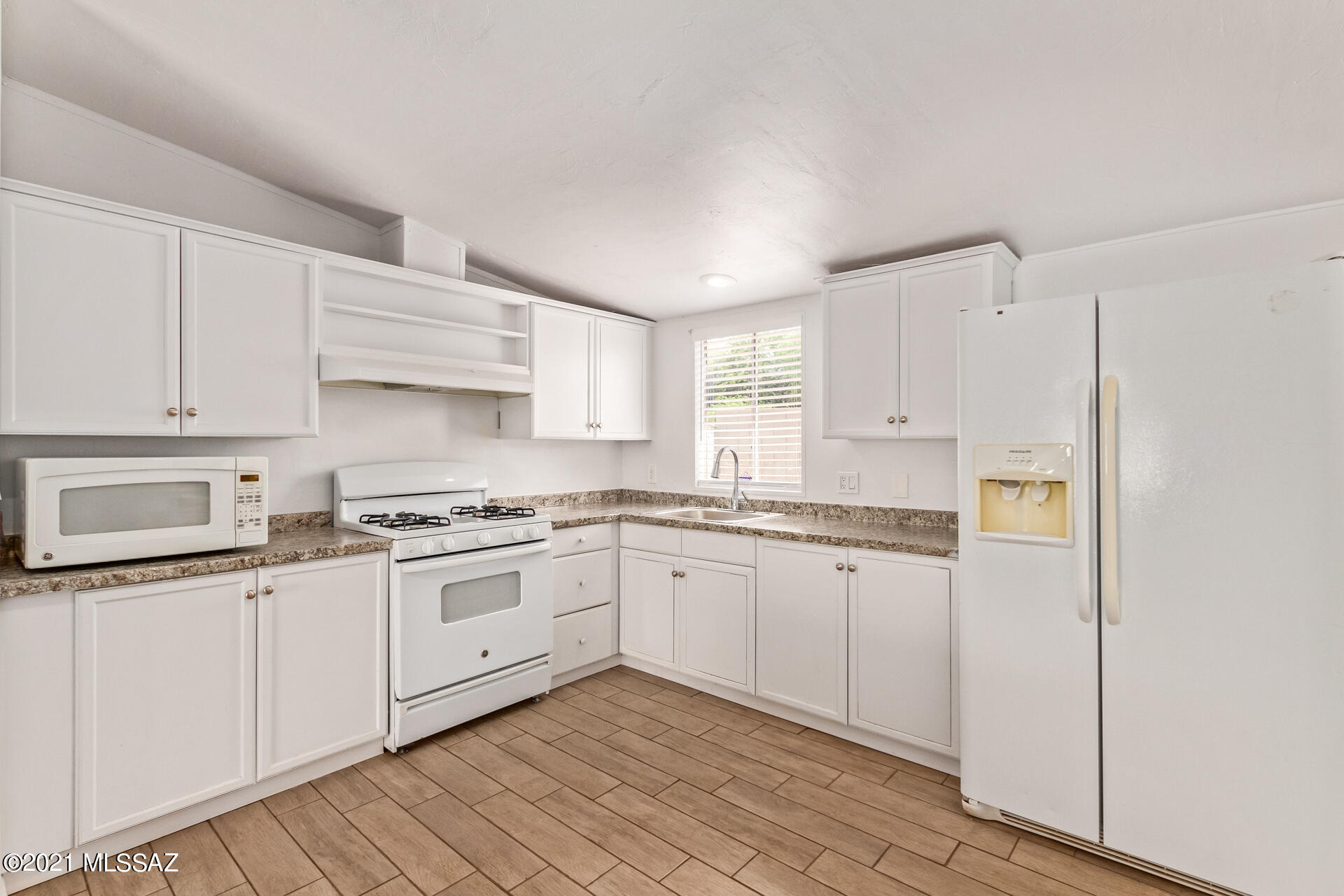 Desert Vista Estates (1-157) - Residential Lease
