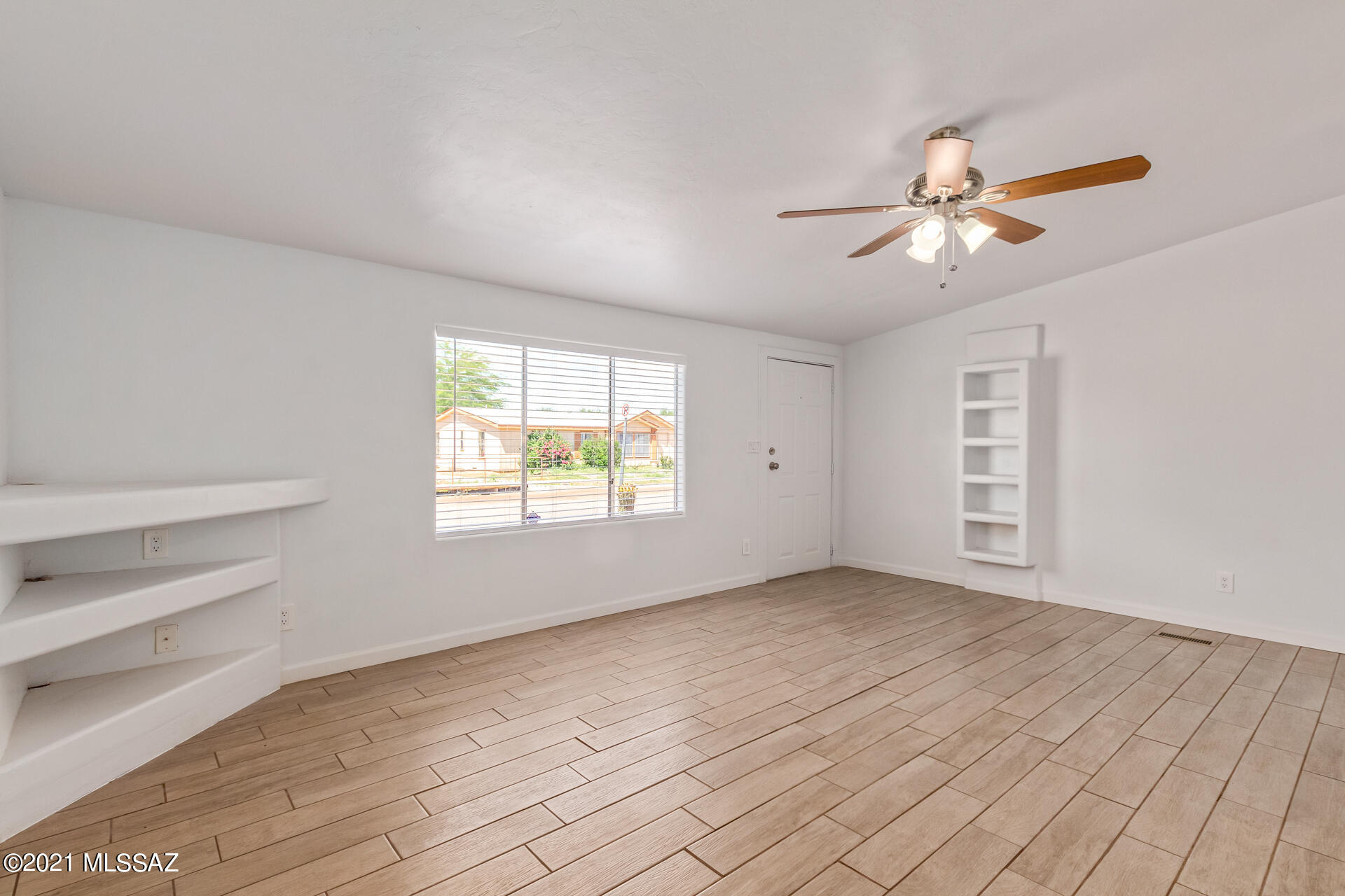 Desert Vista Estates (1-157) - Residential Lease