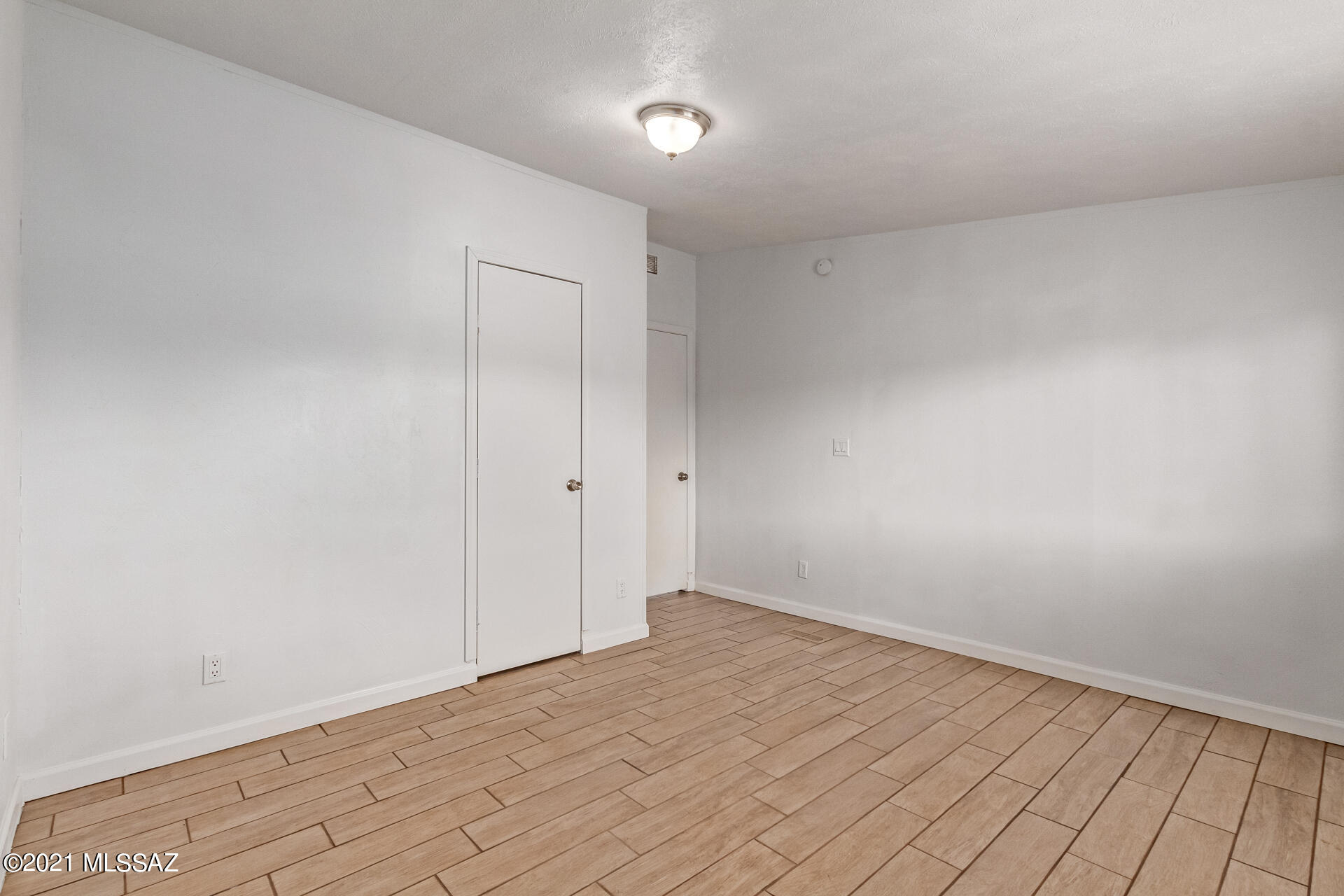 Desert Vista Estates (1-157) - Residential Lease