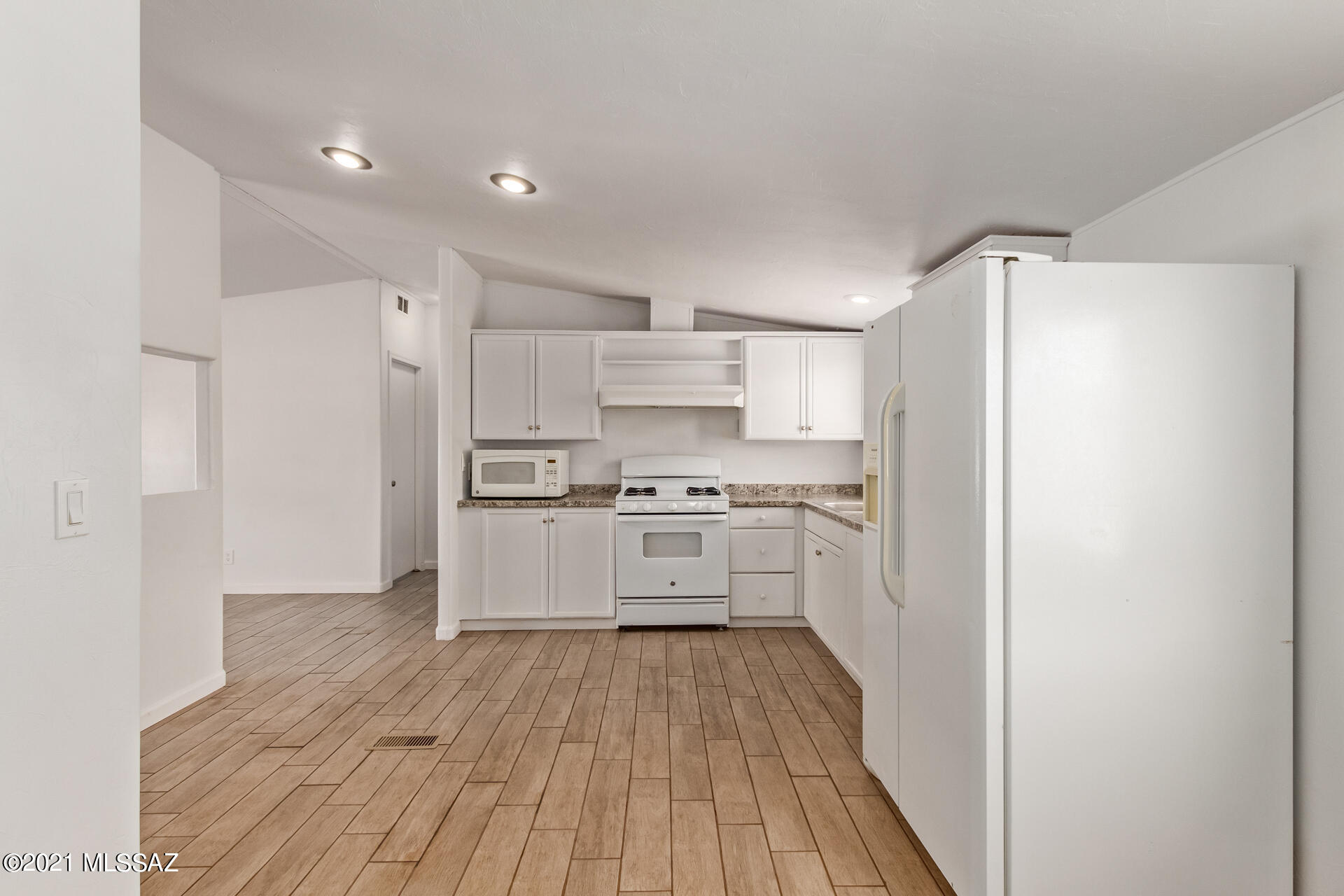 Desert Vista Estates (1-157) - Residential Lease