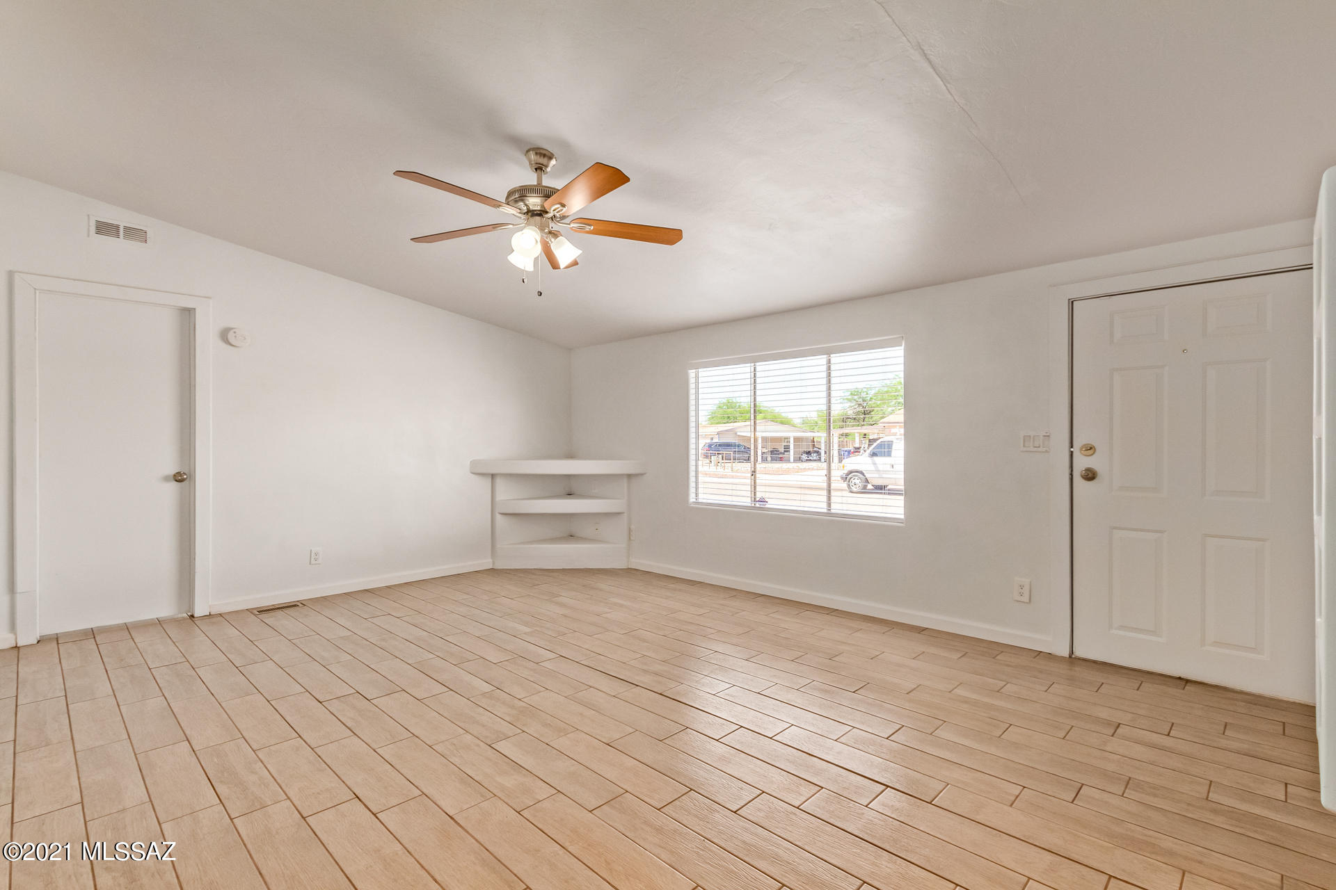 Desert Vista Estates (1-157) - Residential Lease