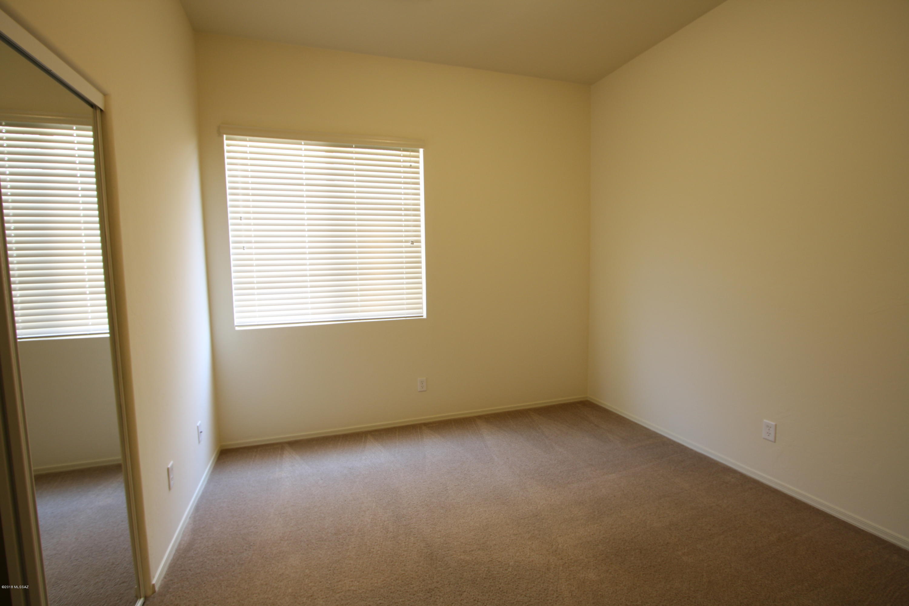 Somerset Canyon Neighborhood 10, Par. X,Y - Residential Lease