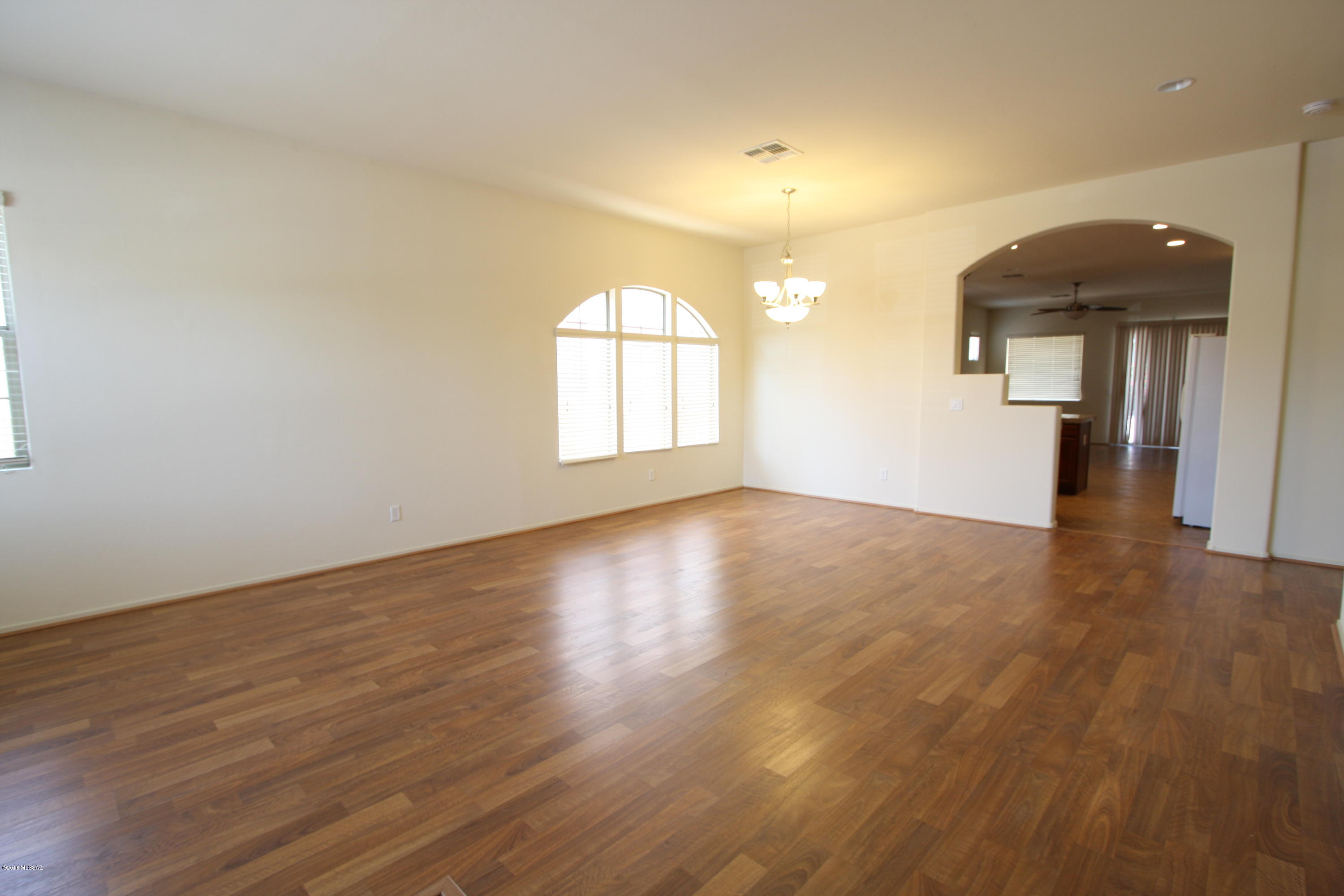Somerset Canyon Neighborhood 10, Par. X,Y - Residential Lease