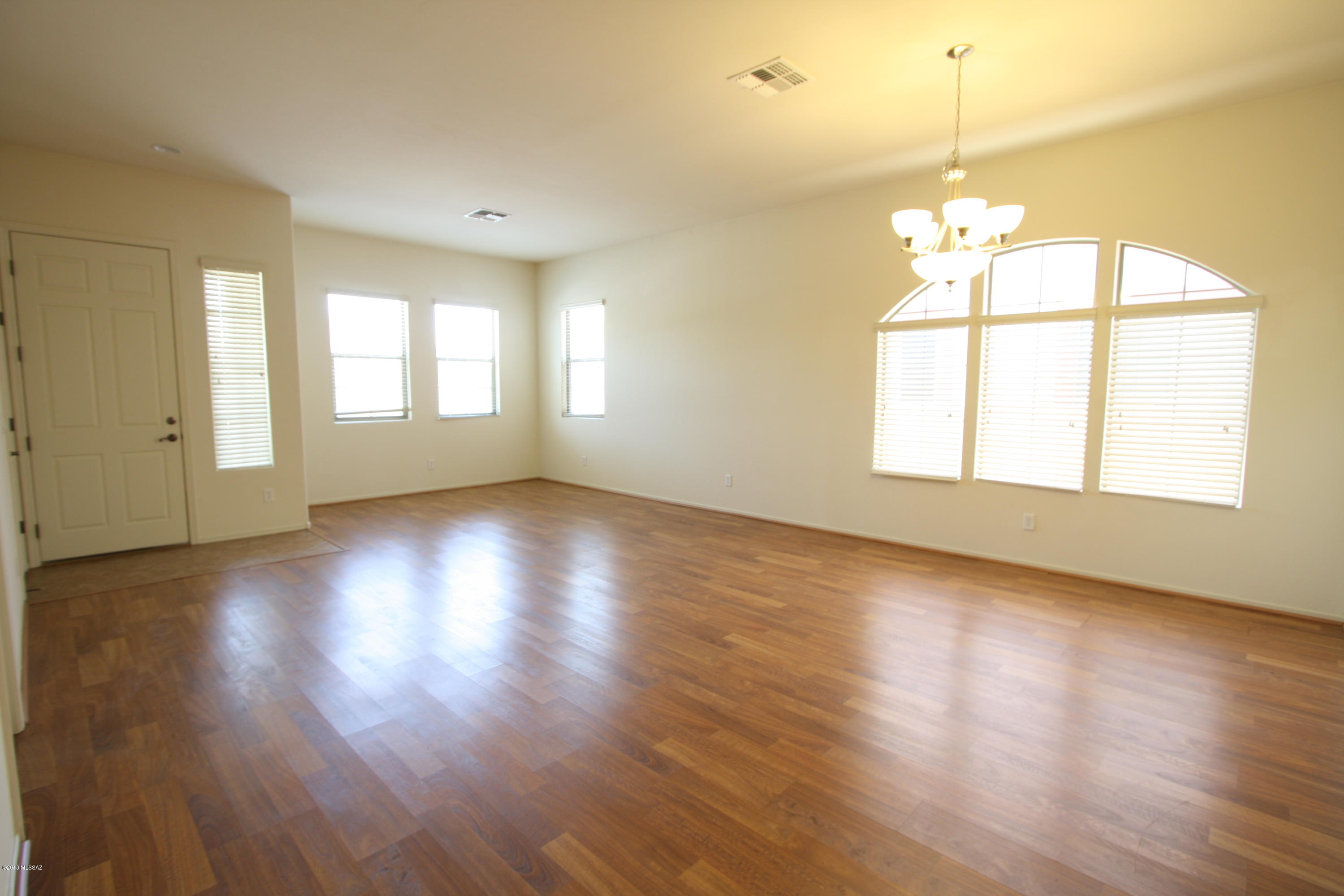 Somerset Canyon Neighborhood 10, Par. X,Y - Residential Lease