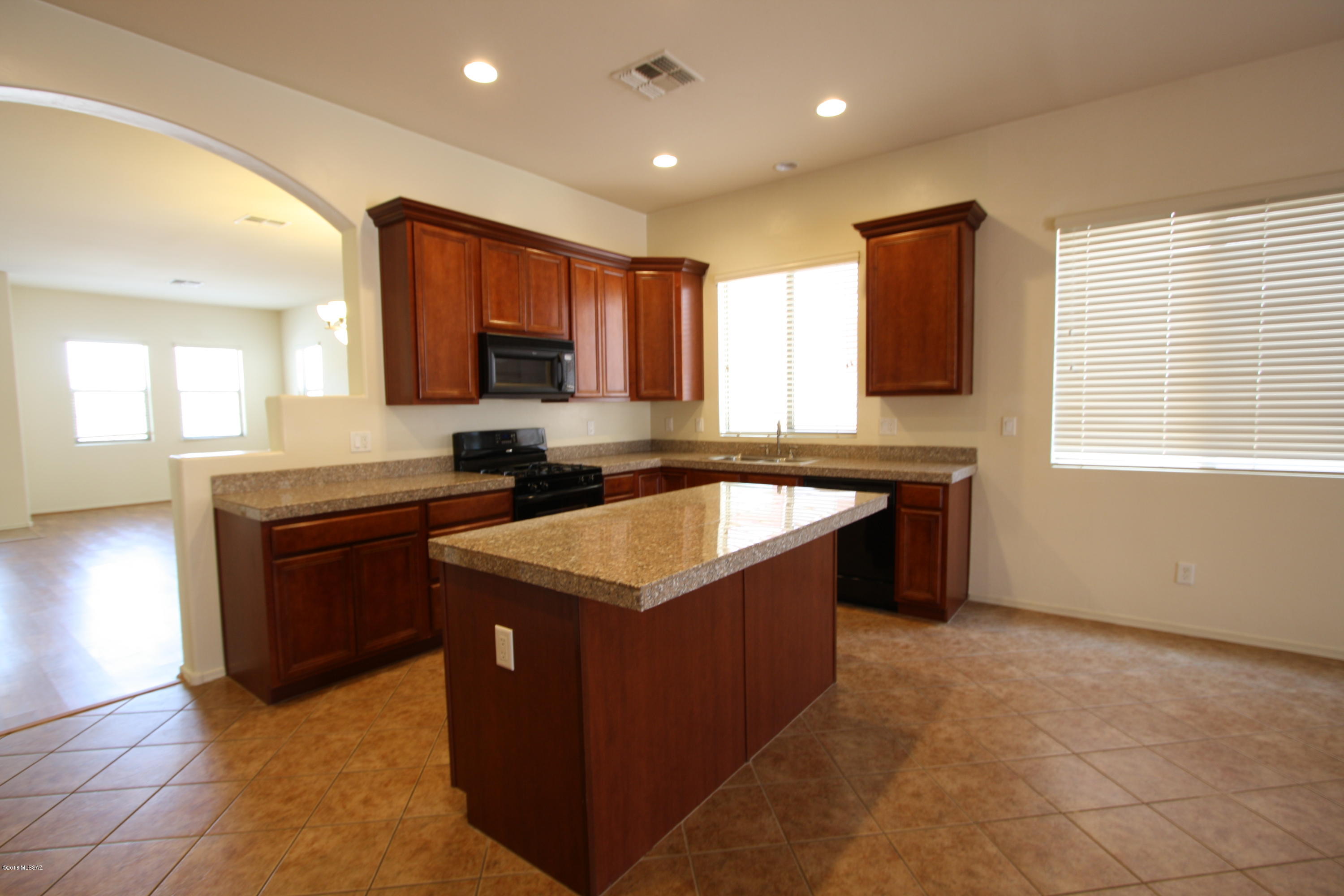 Somerset Canyon Neighborhood 10, Par. X,Y - Residential Lease
