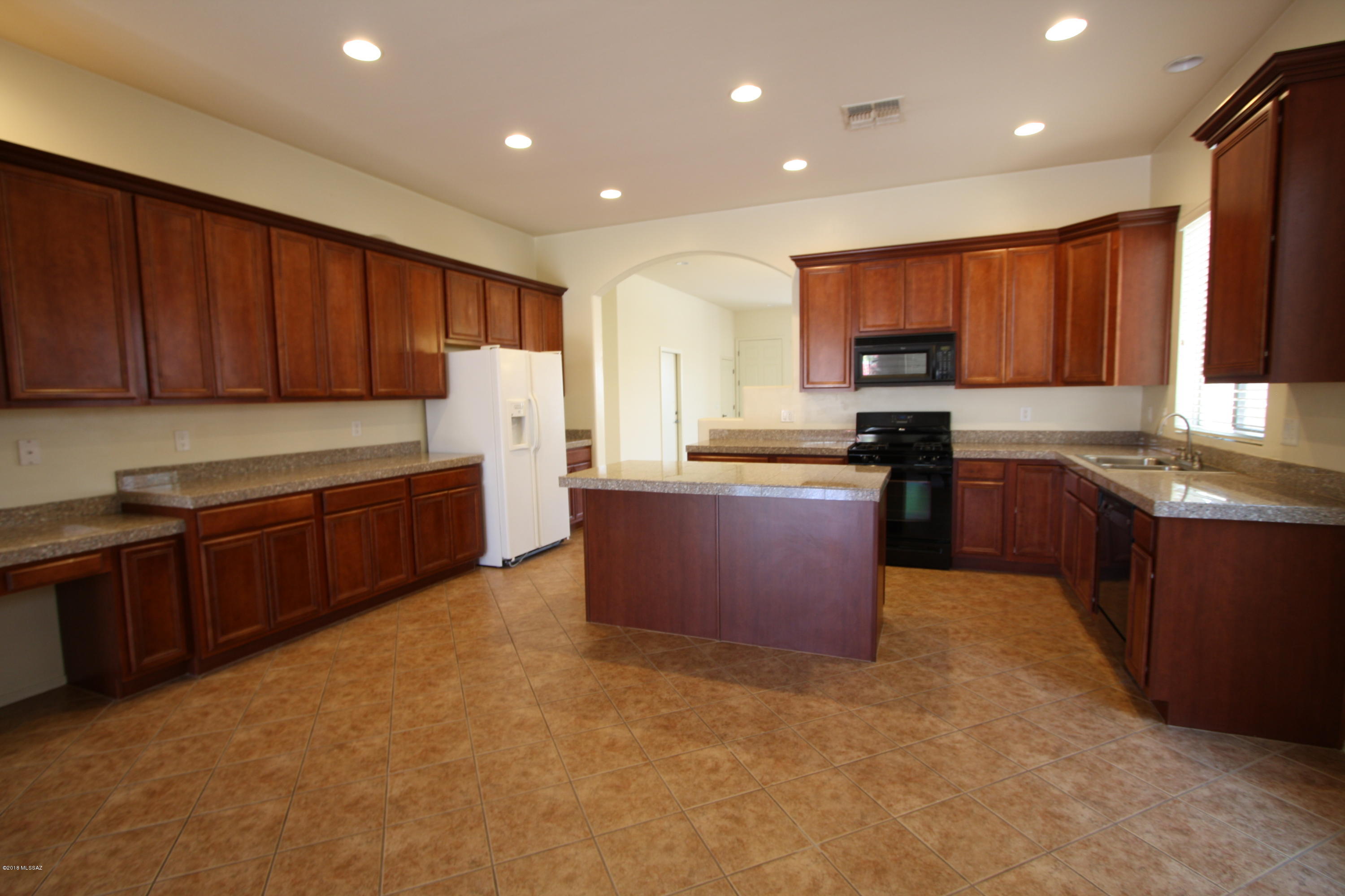 Somerset Canyon Neighborhood 10, Par. X,Y - Residential Lease