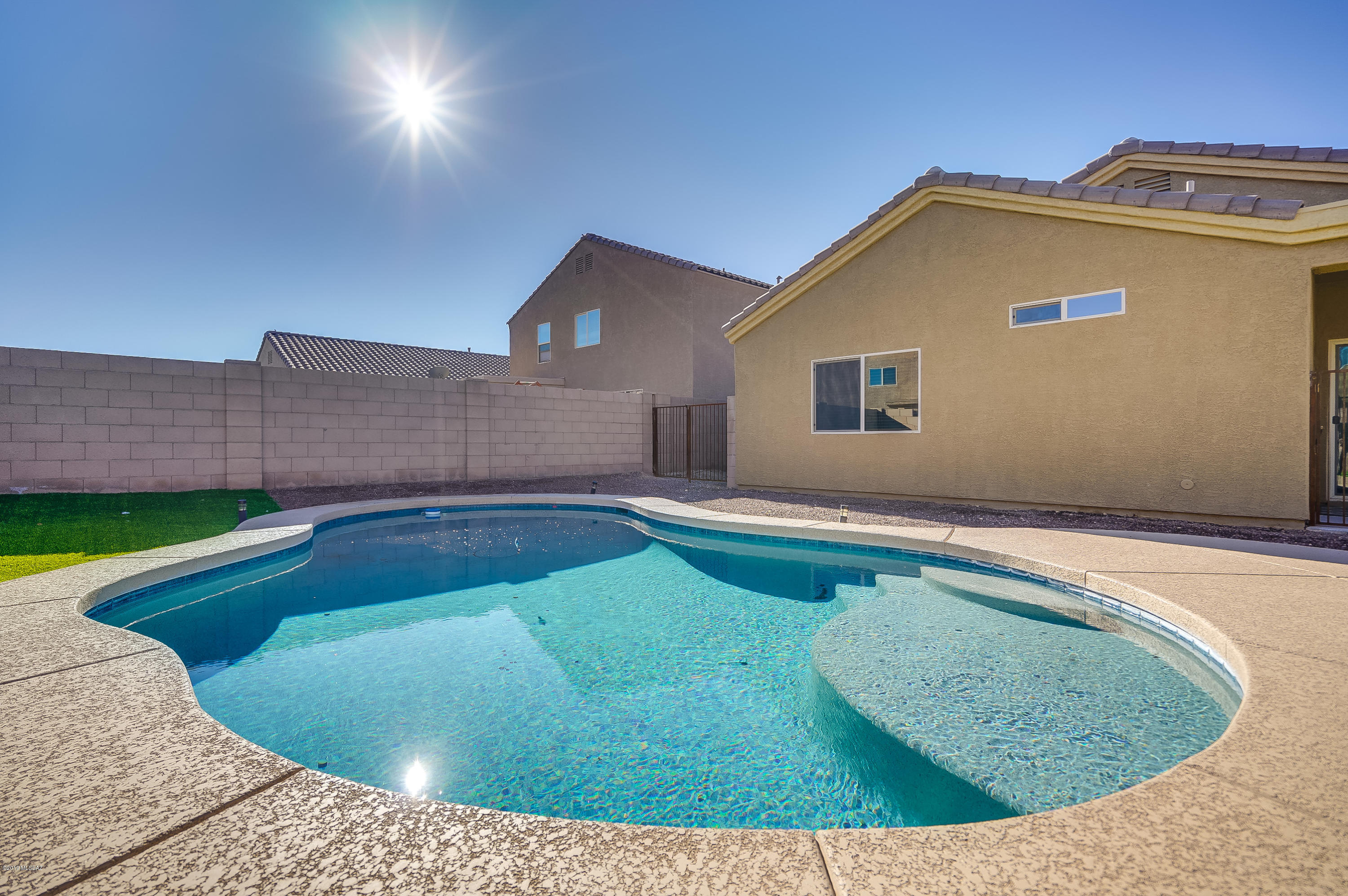 Vista Del Lago (1-123) - Residential