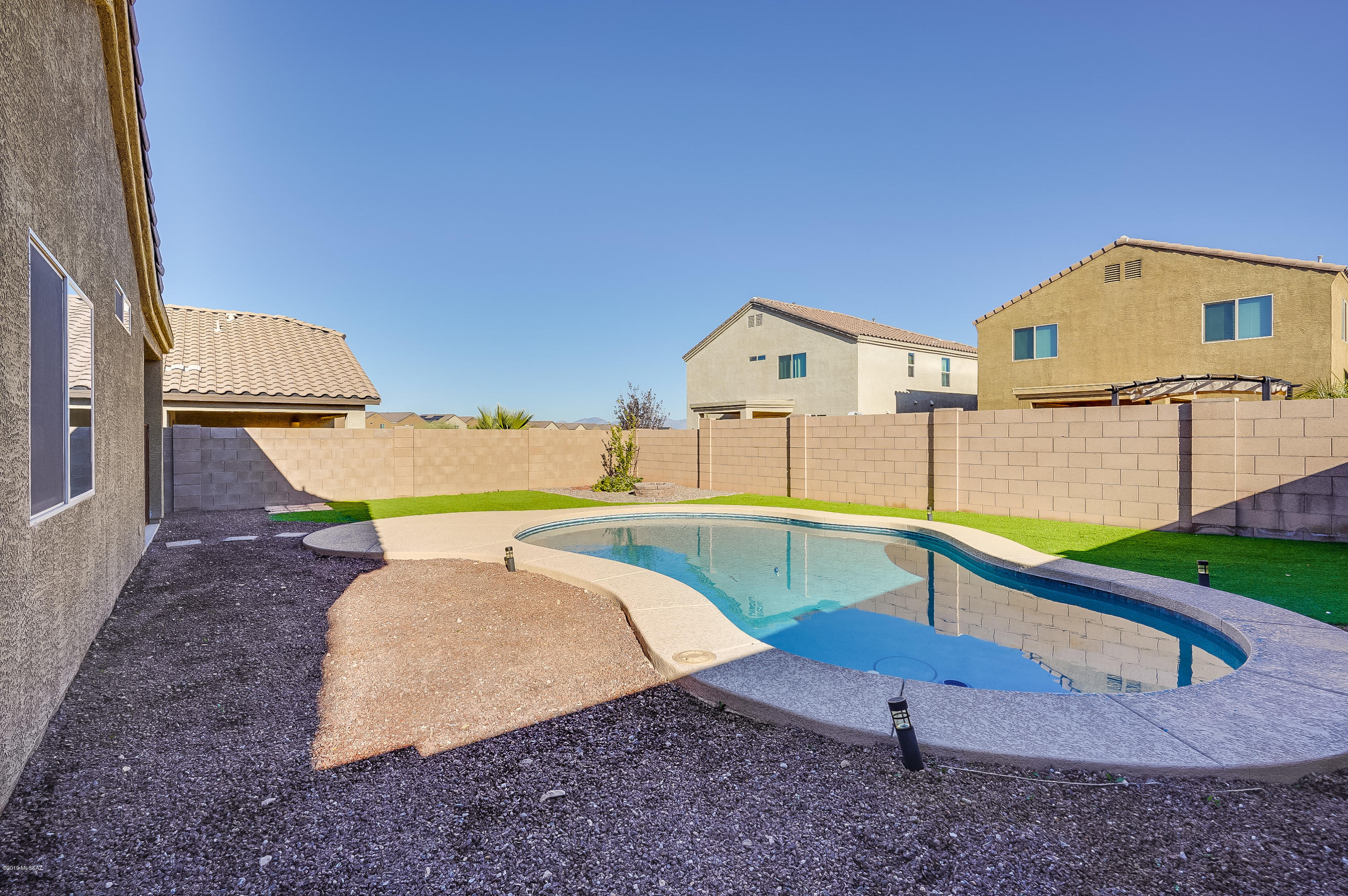 Vista Del Lago (1-123) - Residential