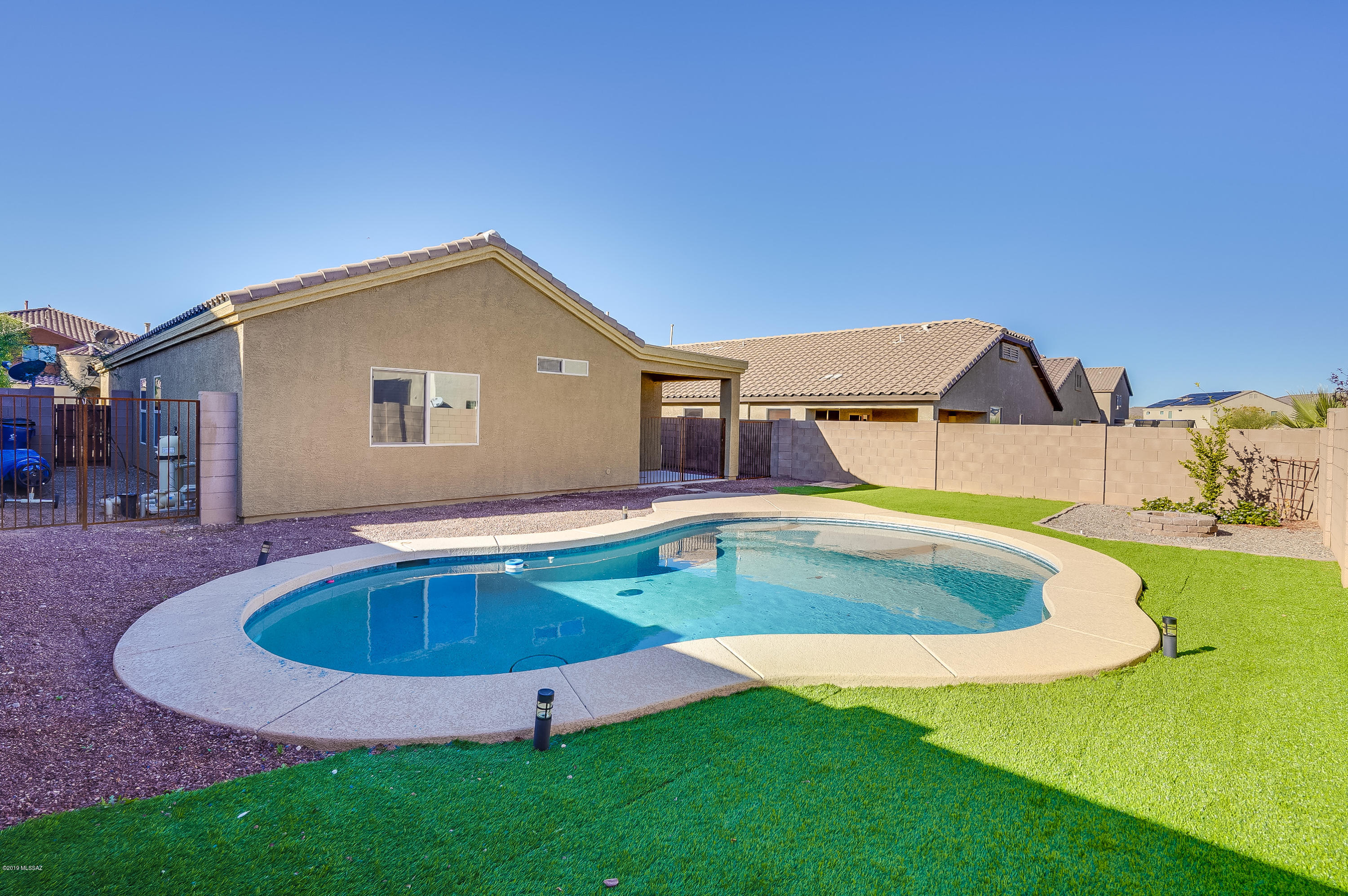 Vista Del Lago (1-123) - Residential