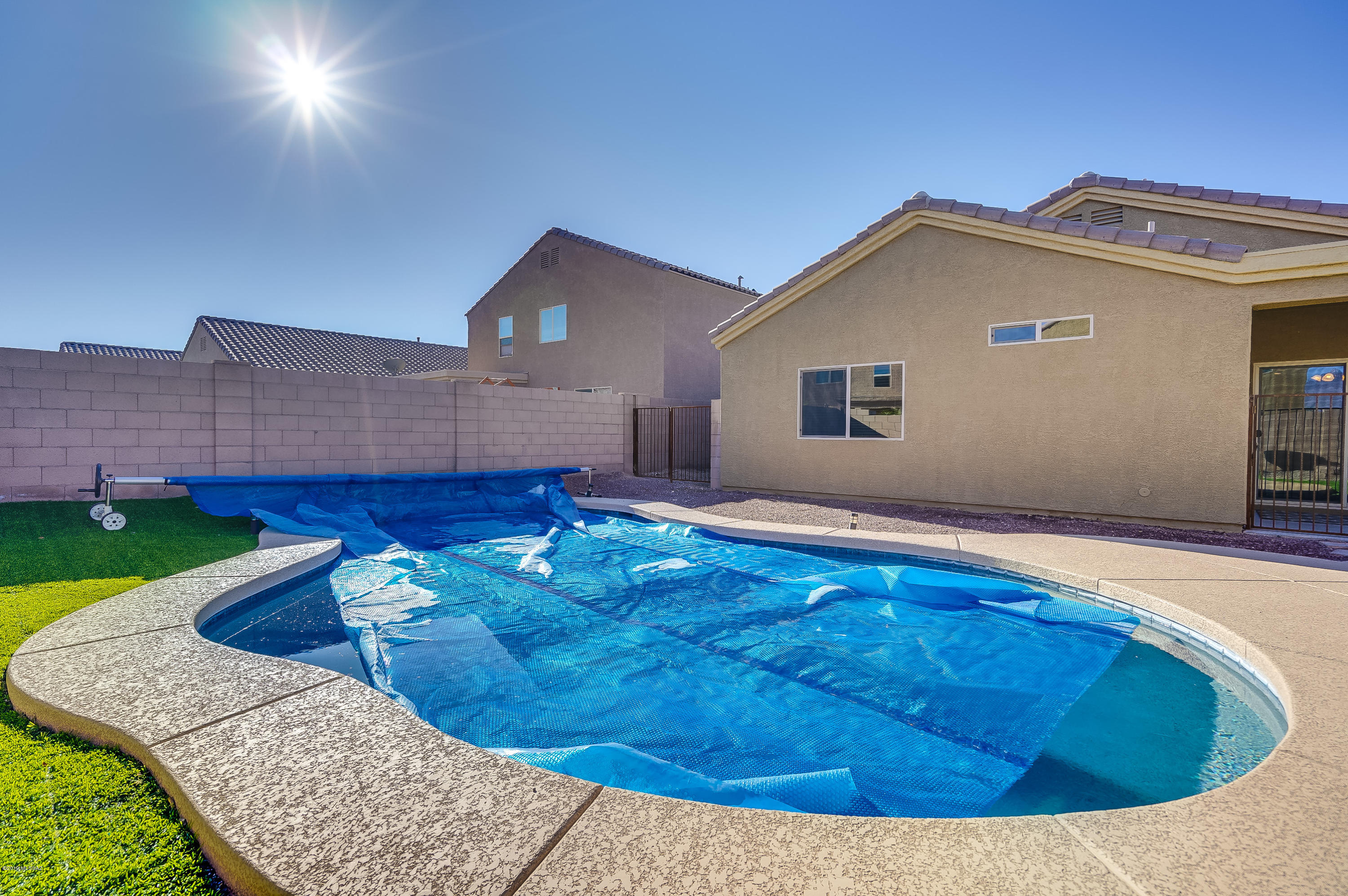 Vista Del Lago (1-123) - Residential