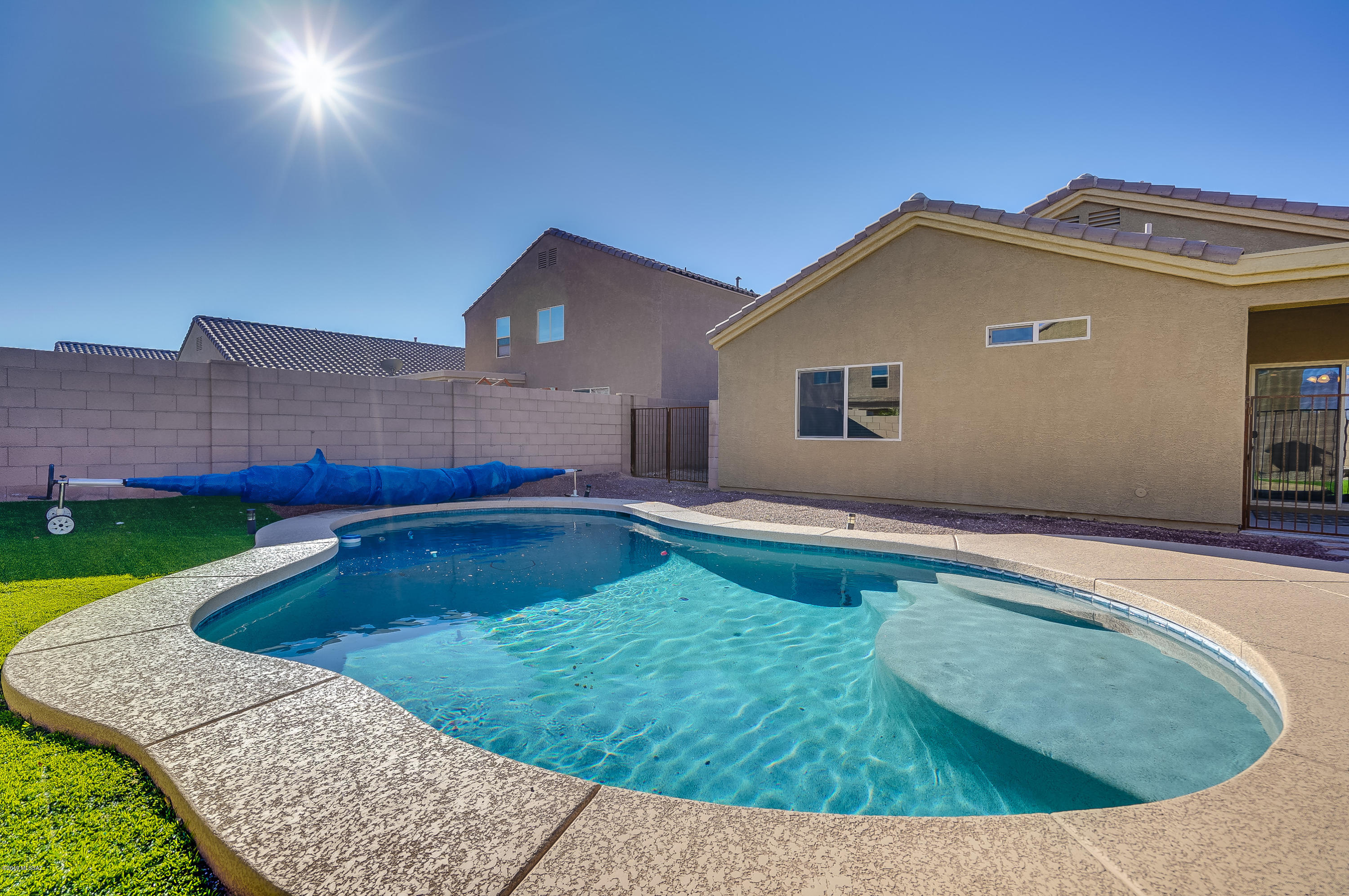 Vista Del Lago (1-123) - Residential