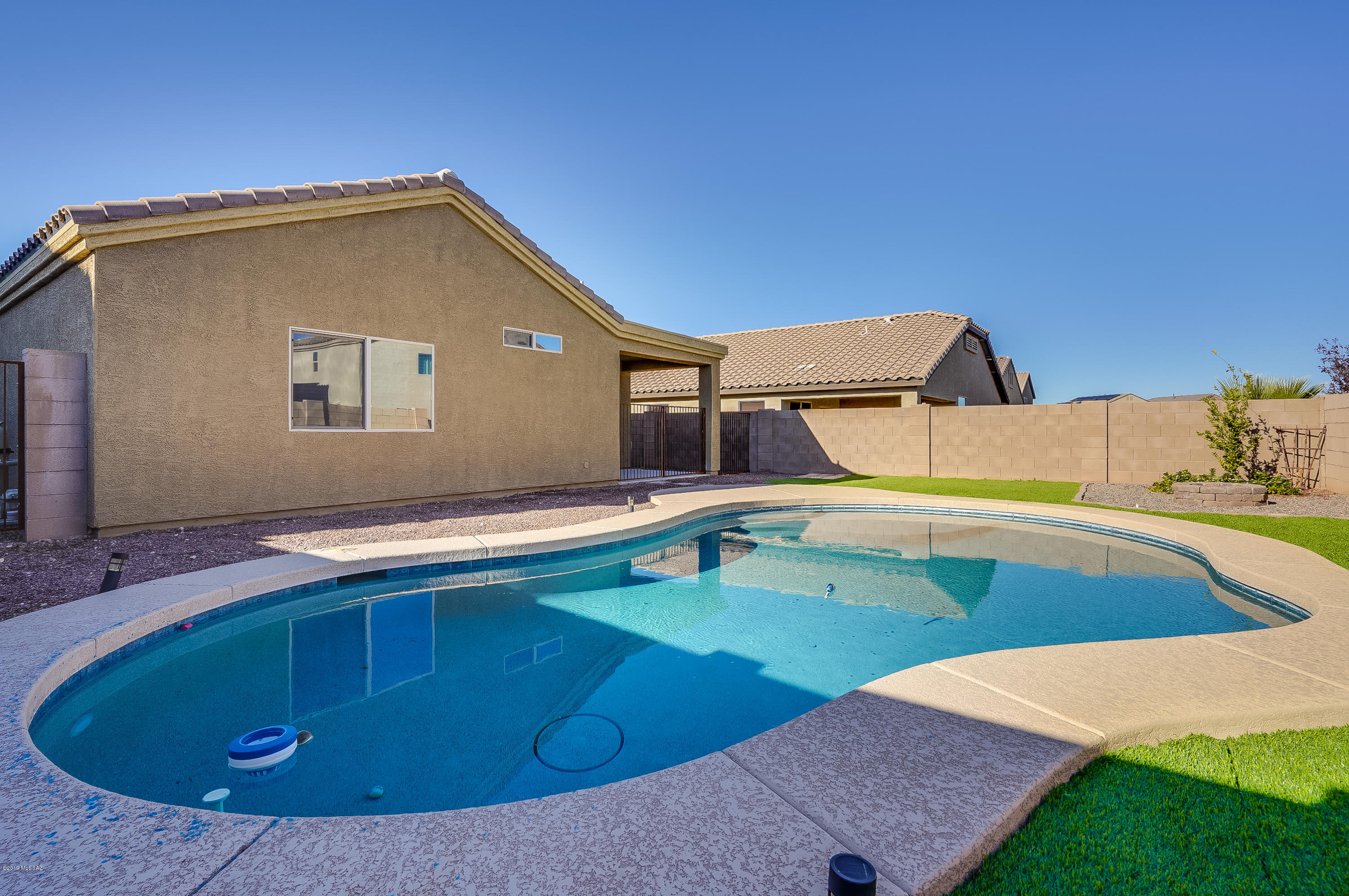 Vista Del Lago (1-123) - Residential