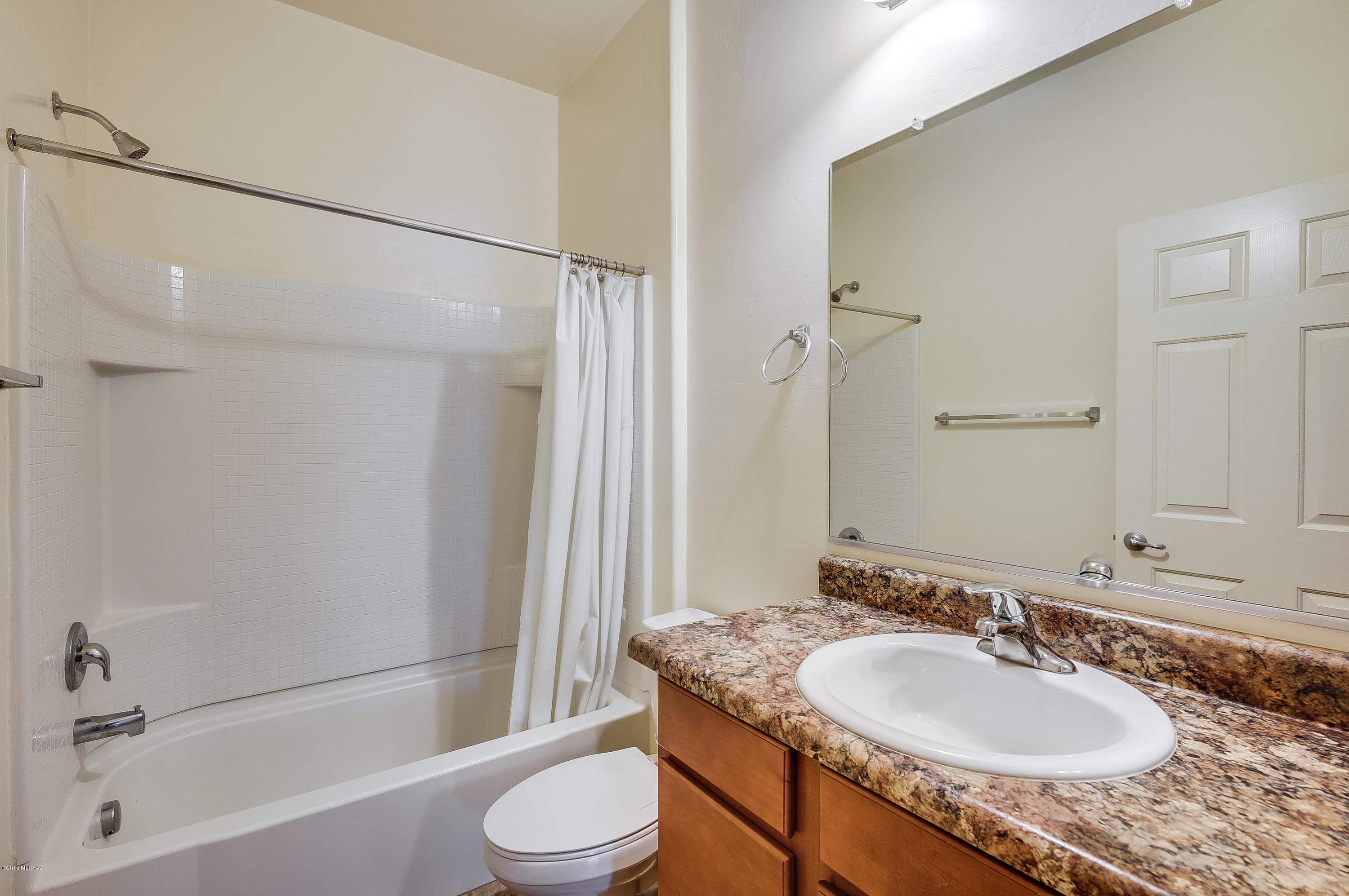 Vista Del Lago (1-123) - Residential