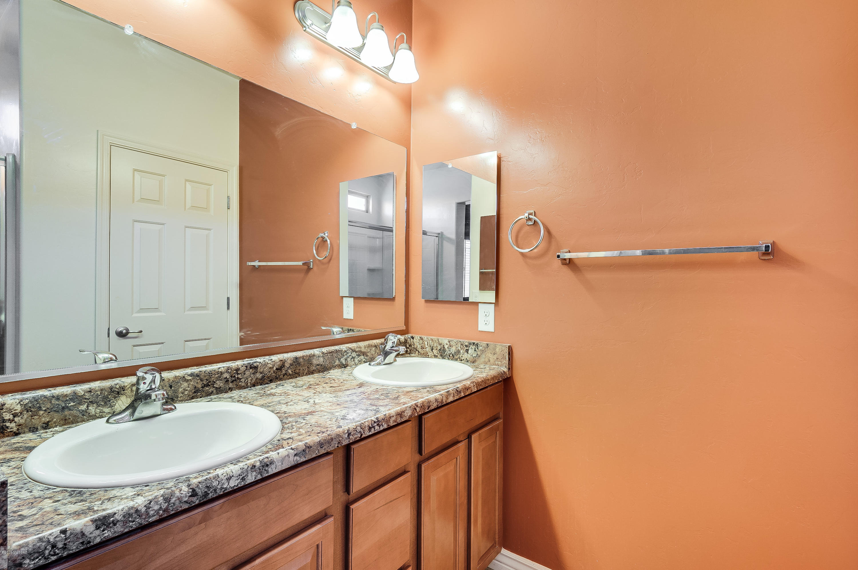 Vista Del Lago (1-123) - Residential