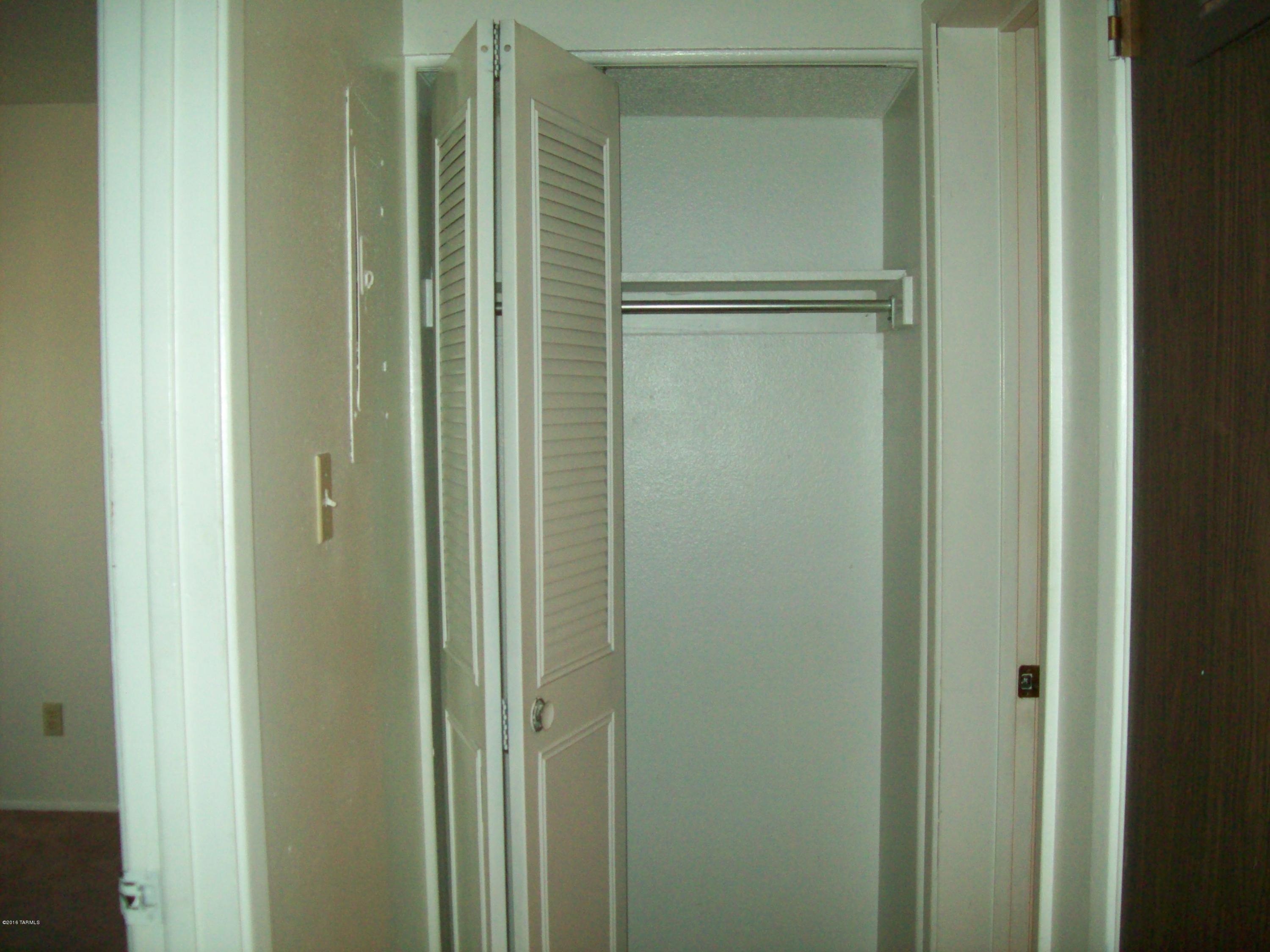 Barcelona Manor Condominiums - Residential Lease