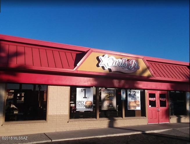 High Visibility Restaurant FOR LEASE
With Drive-Thru
4110 E. 22nd Street, Tucson
Very High Traffic Location Centered
in Randolph Plaza with the Top
Producing Tucson Fry's Store. Former
Carl's Jr. with Lots of Parking and Great
Access Nearly 96,000 Cars Pass by Each Day.