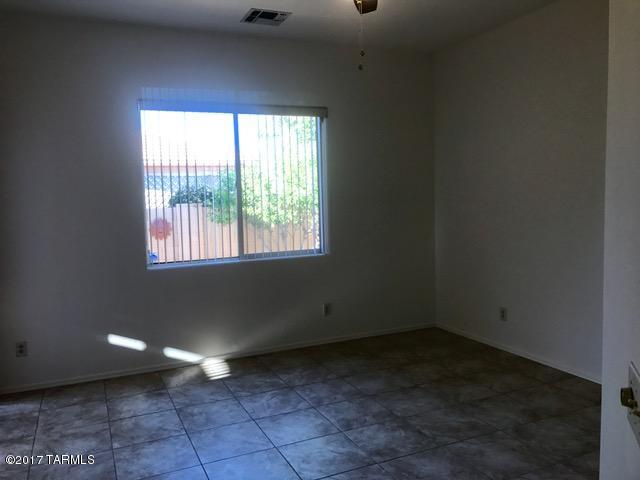 Rancho Esperero (1-343) - Residential