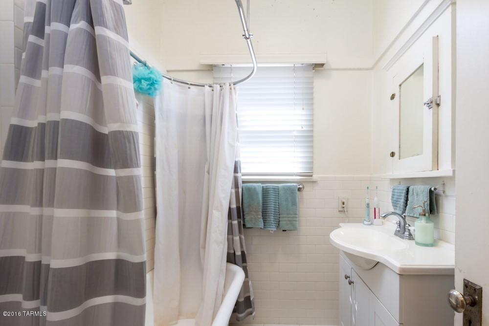 Rincon Heights - Residential Income