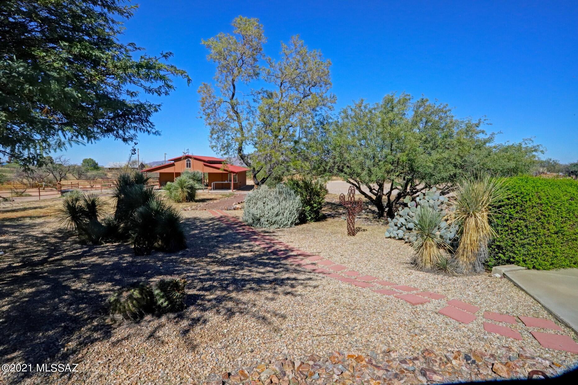 Red Hawk at J-6 Ranch - Residential