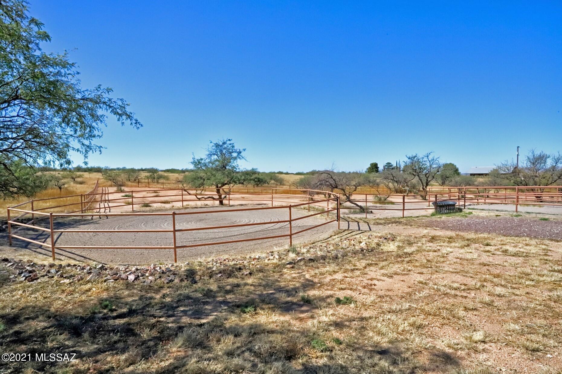 Red Hawk at J-6 Ranch - Residential