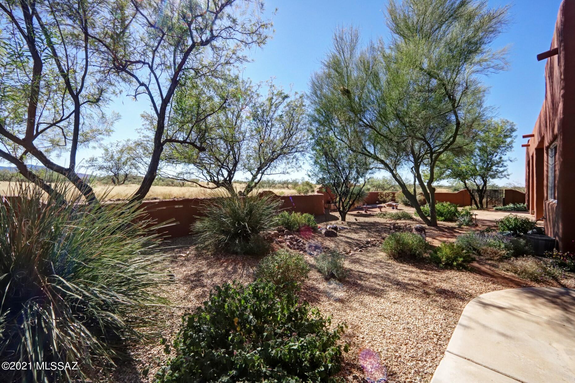 Red Hawk at J-6 Ranch - Residential
