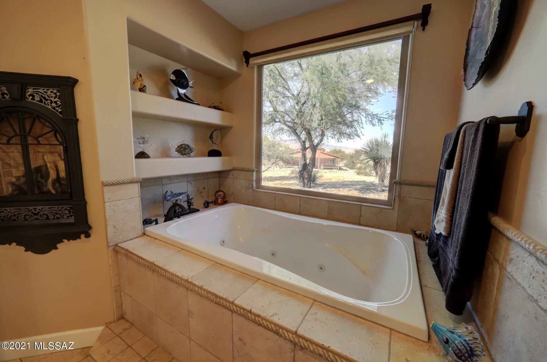 Red Hawk at J-6 Ranch - Residential