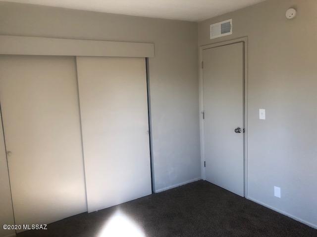 Edgebrooke Village (1-79) - Residential