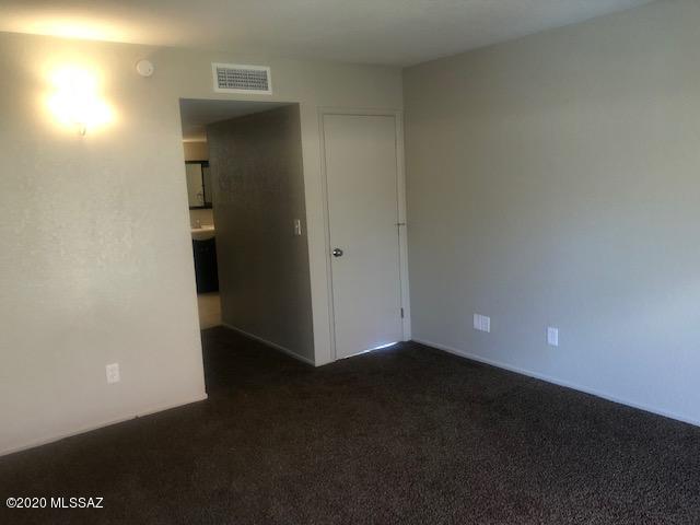 Edgebrooke Village (1-79) - Residential