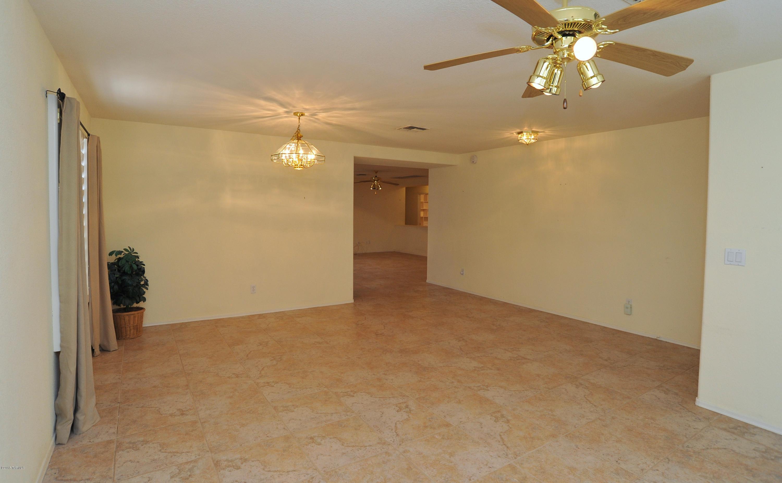 Rancho Del Lago (1-100) - Residential
