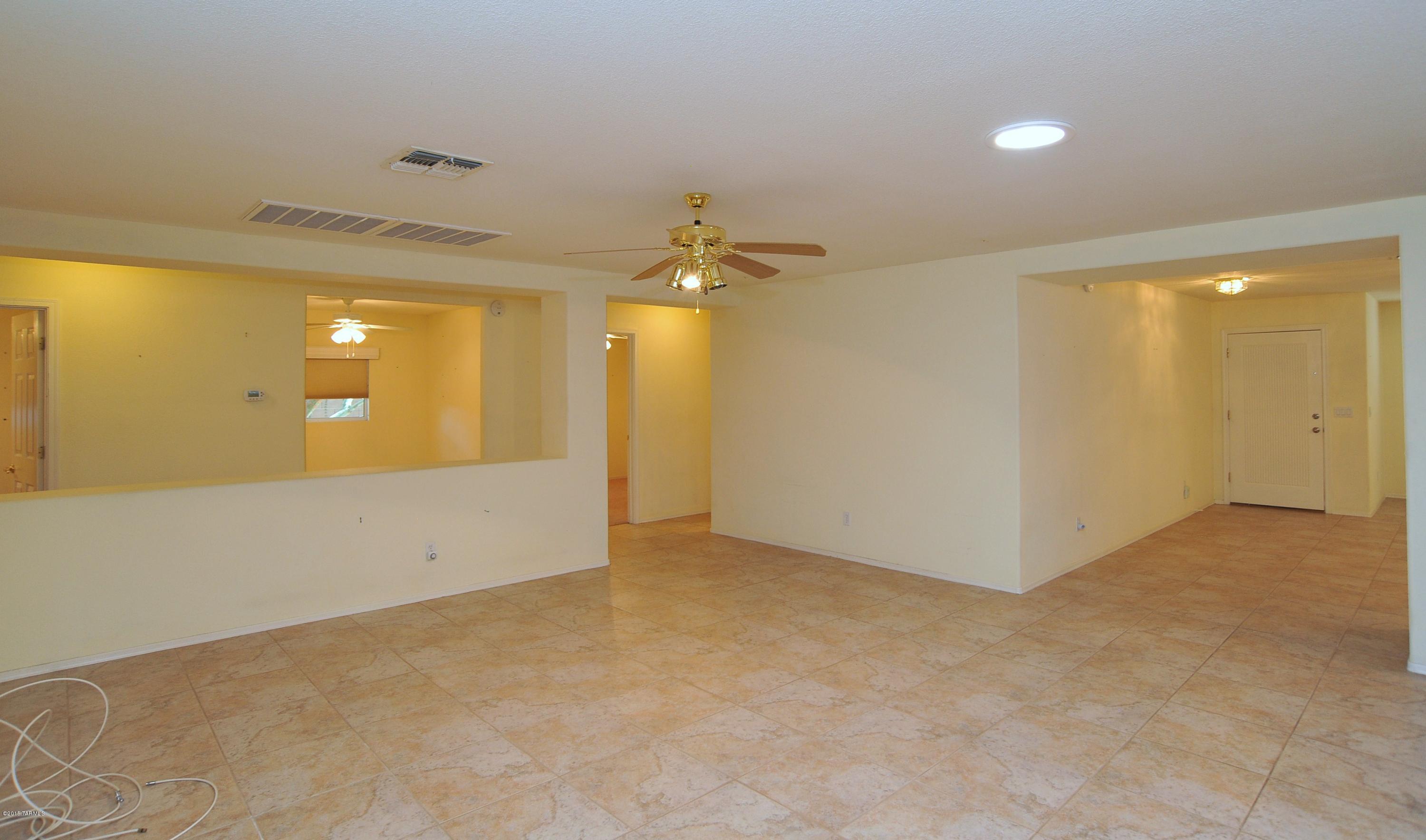 Rancho Del Lago (1-100) - Residential