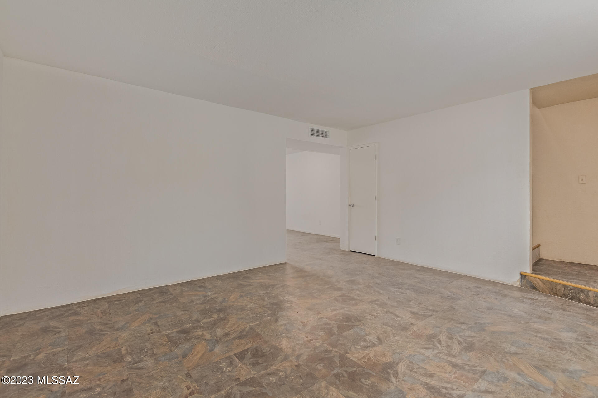 Villas Delmoral (1-23) - Residential