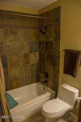 Unsubdivided - Residential Lease