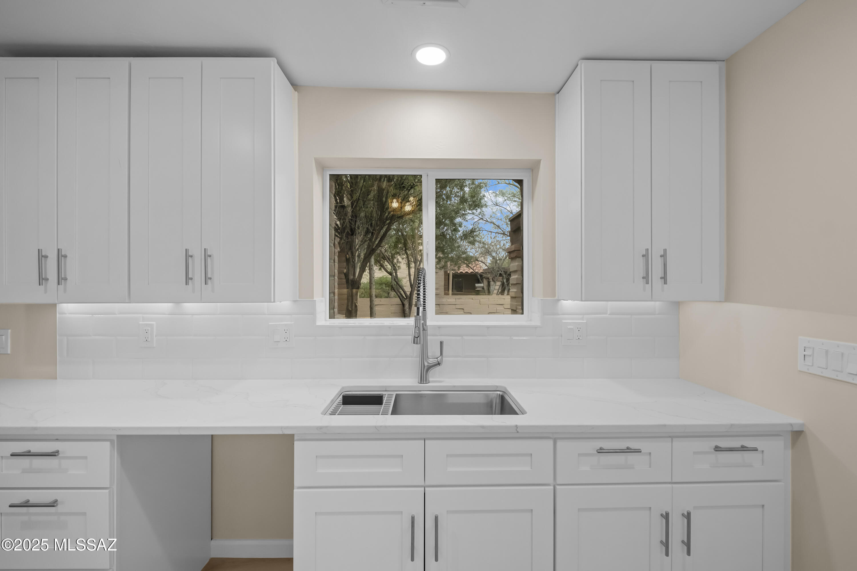 McCormick Place Twnhms Blk I (1-86) - Residential