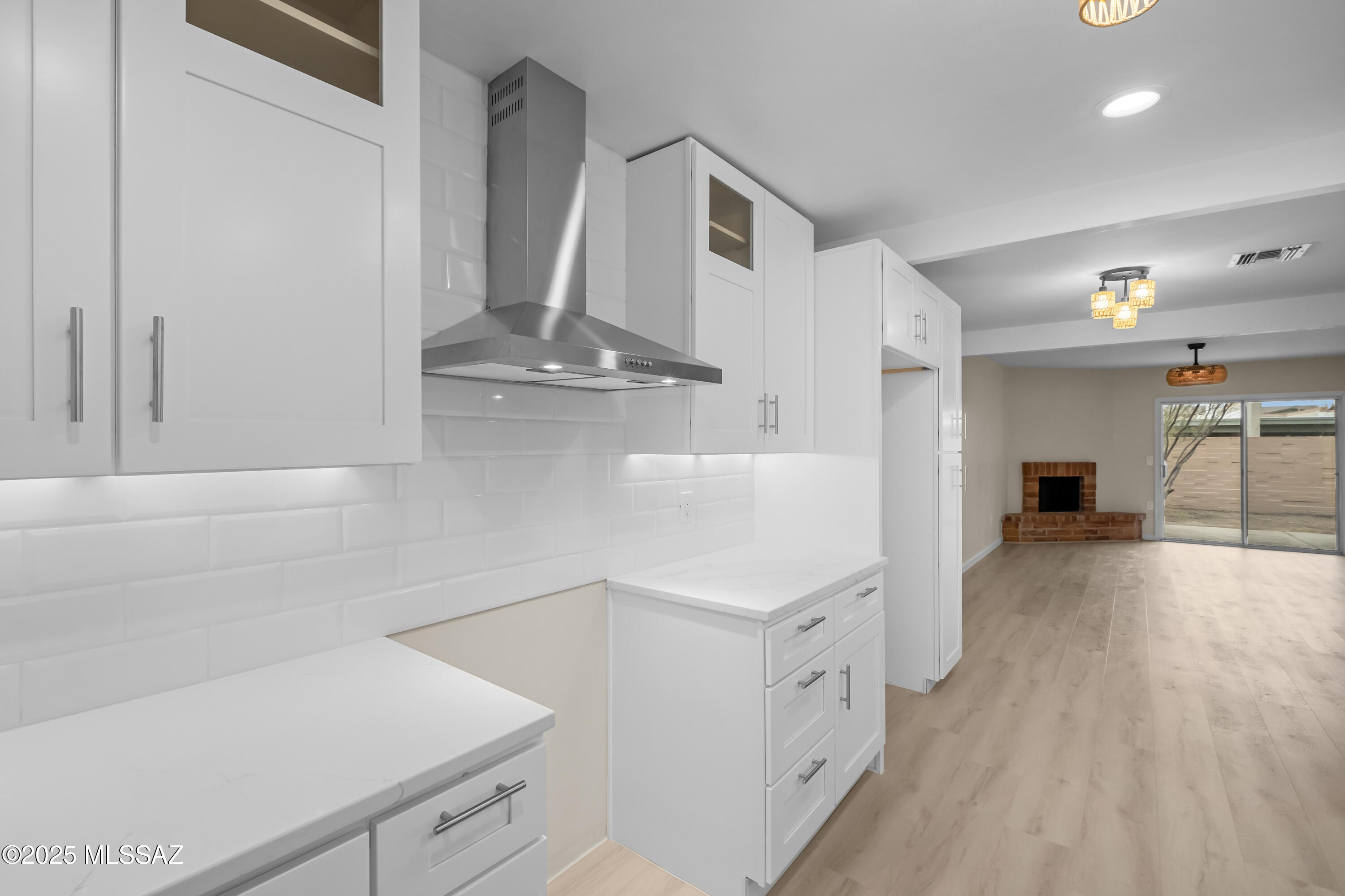 McCormick Place Twnhms Blk I (1-86) - Residential