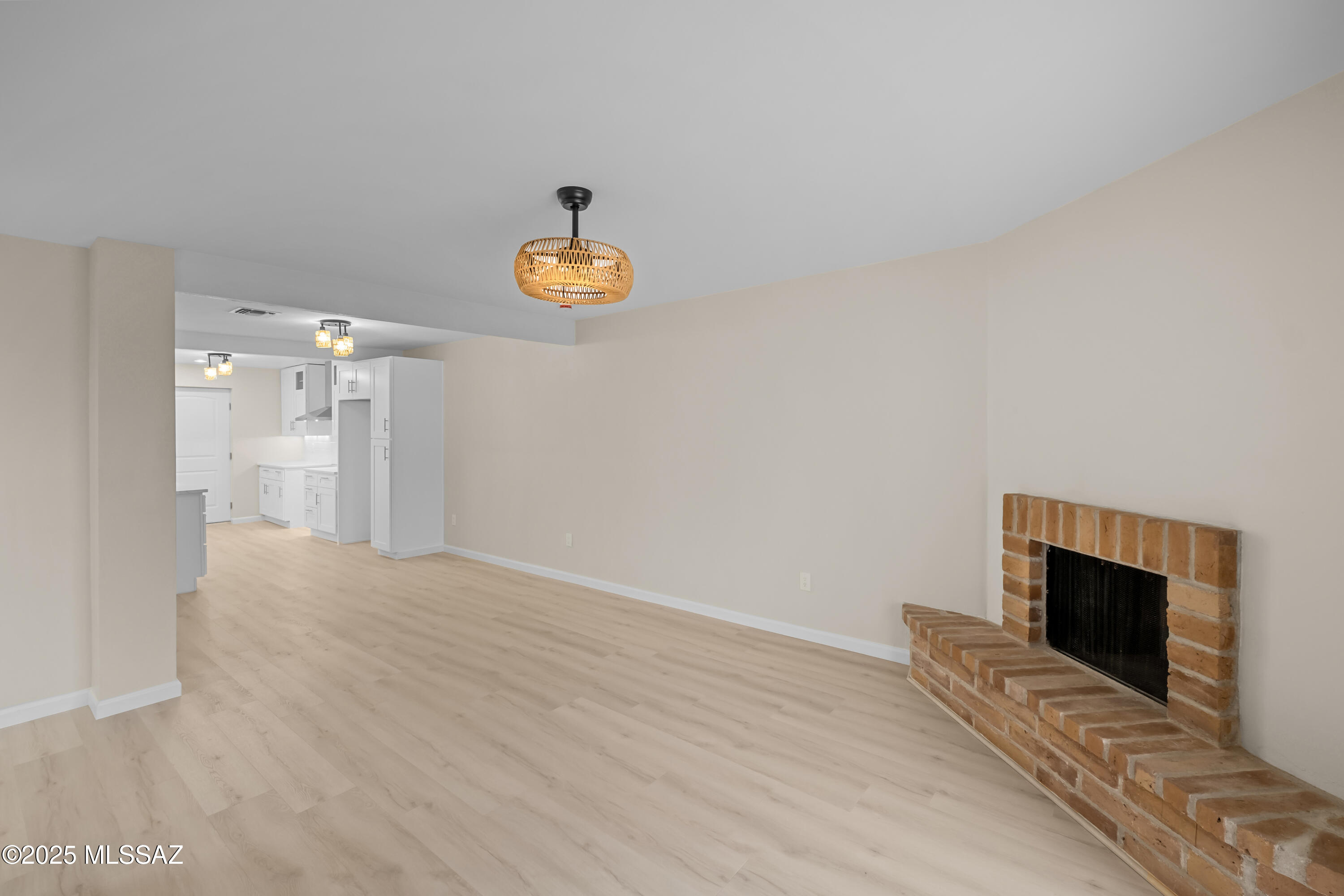 McCormick Place Twnhms Blk I (1-86) - Residential