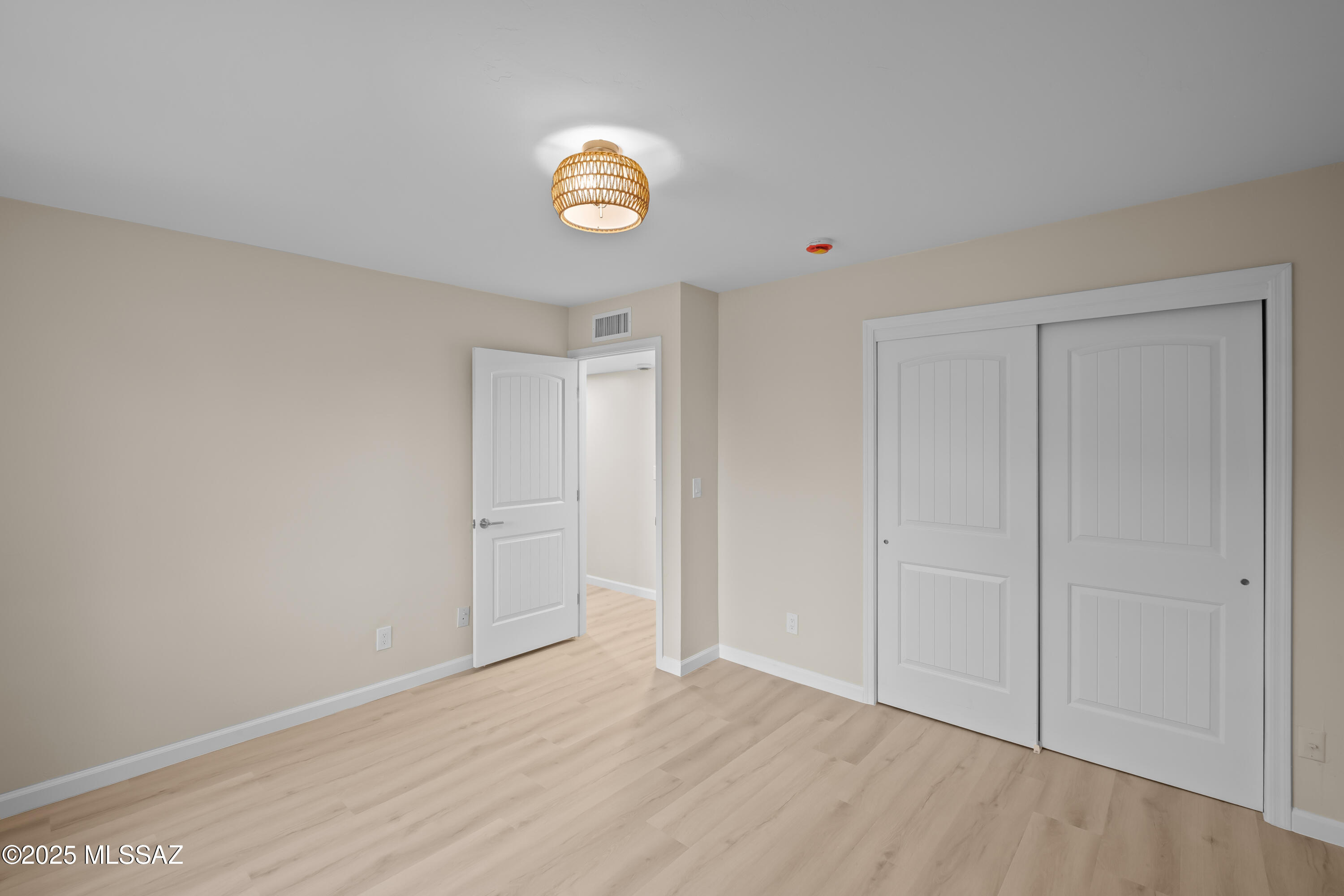 McCormick Place Twnhms Blk I (1-86) - Residential