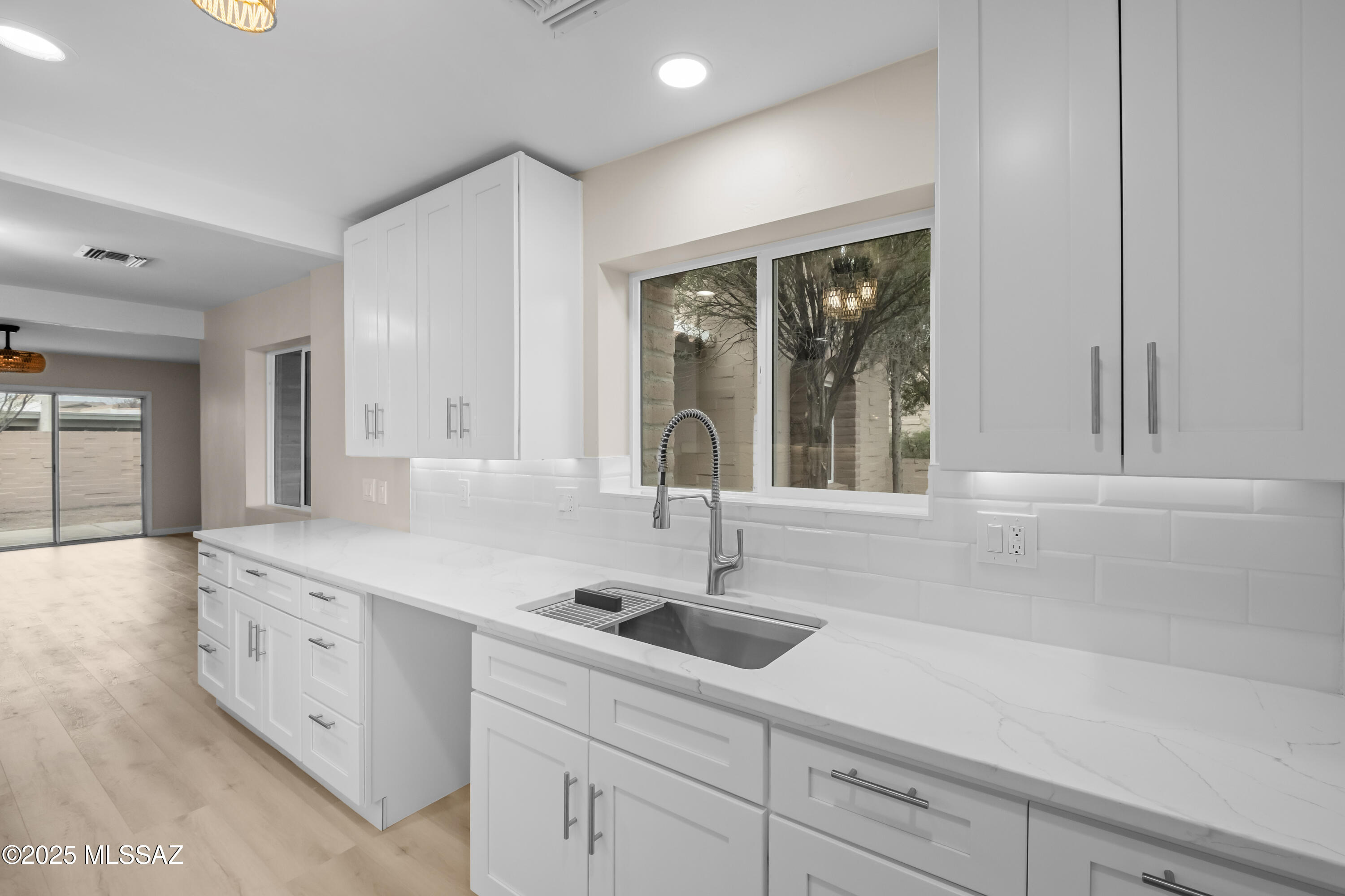 McCormick Place Twnhms Blk I (1-86) - Residential