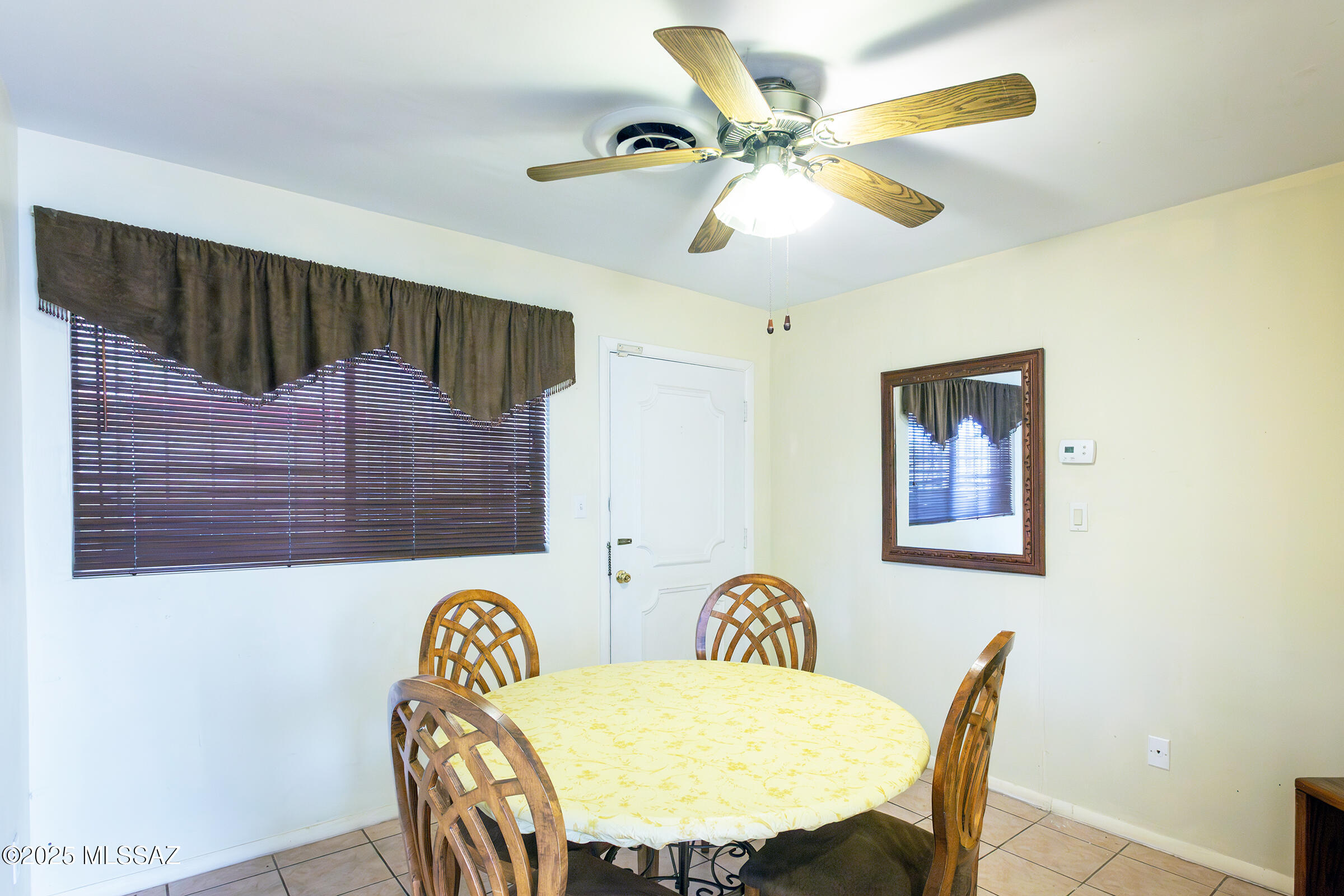 Colonia Del Sol (1-20) - Residential Lease