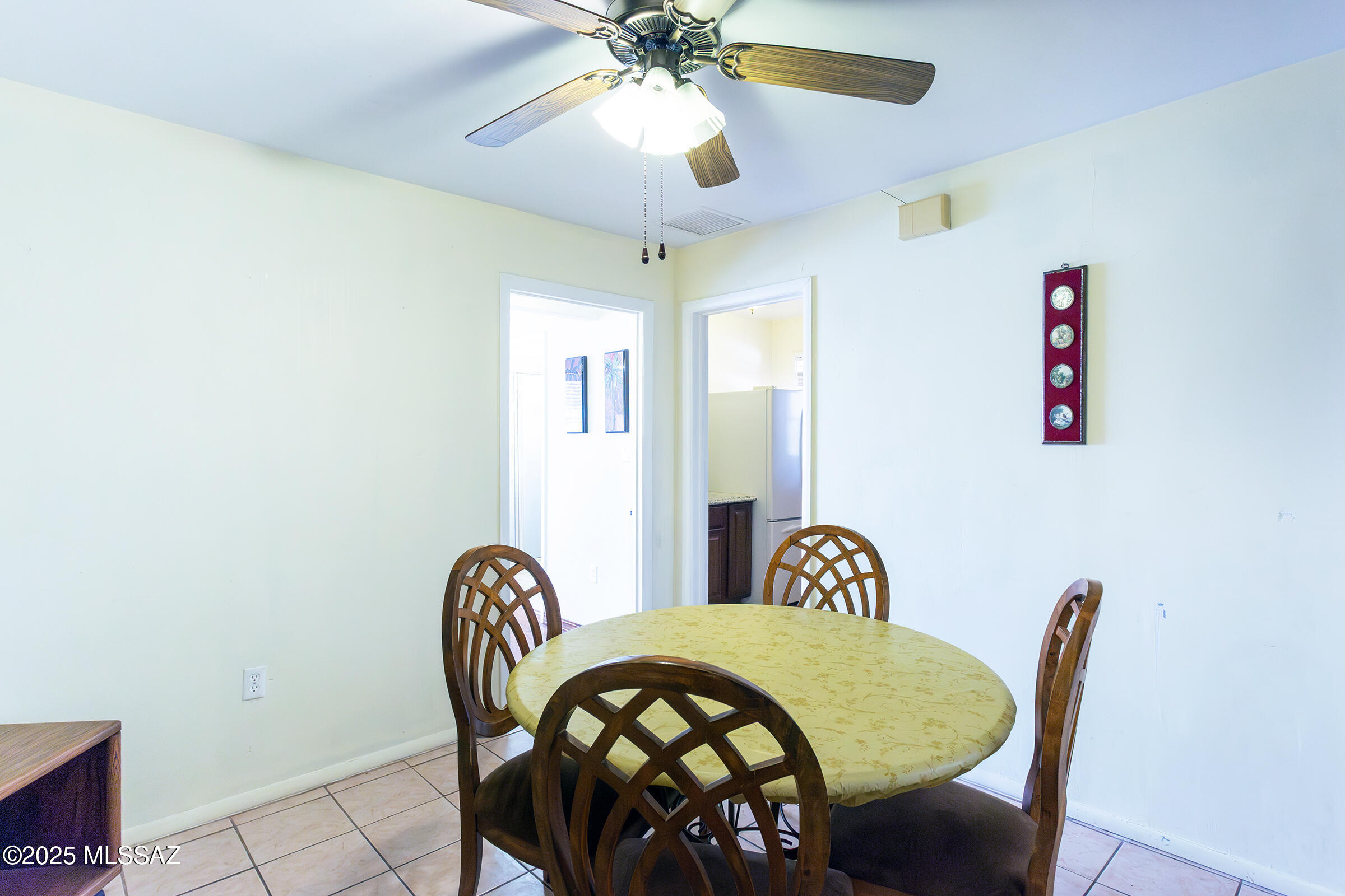 Colonia Del Sol (1-20) - Residential Lease