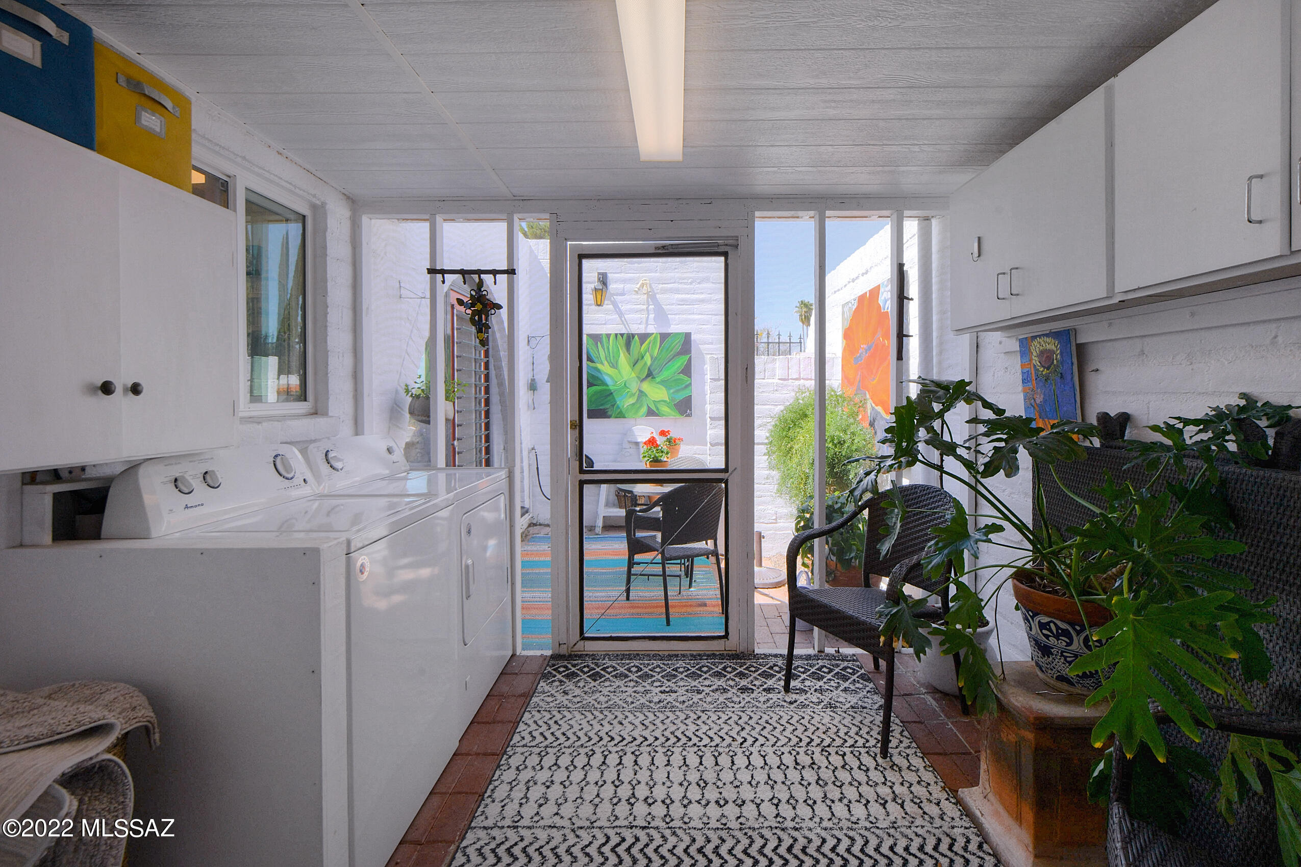Las Lomitas (1) - Residential