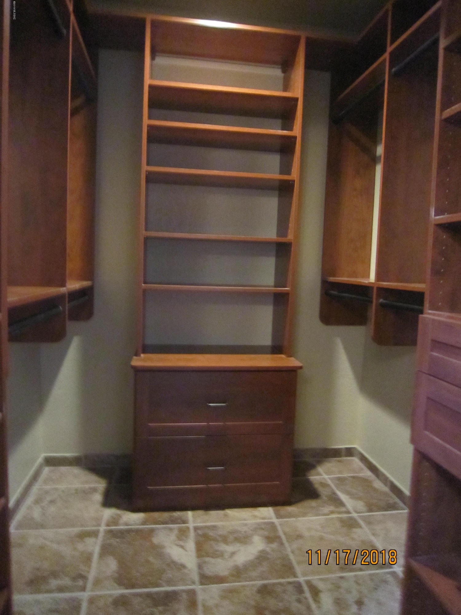 Vista Del Rio (1-217) - Residential Lease