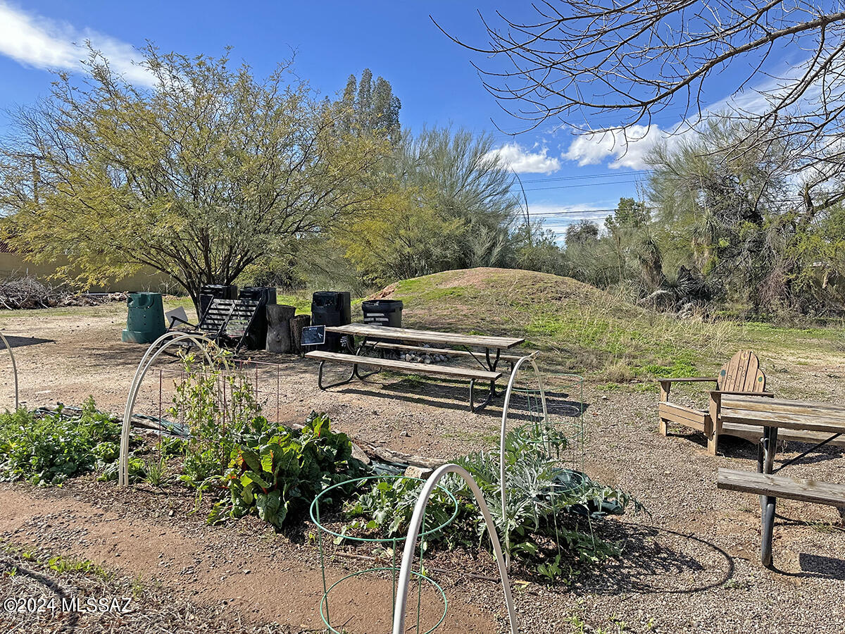 Madelyn Park Annex - Land