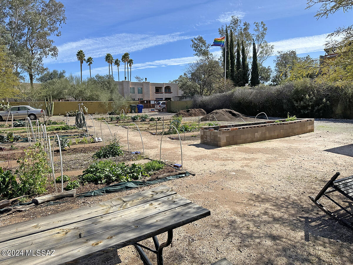 Madelyn Park Annex - Land