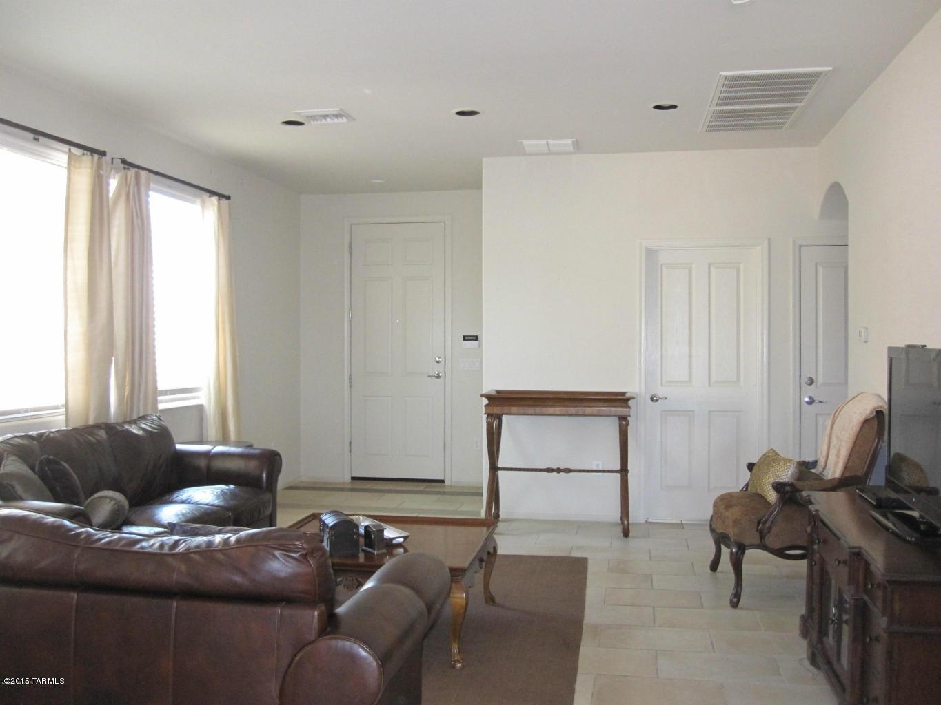 Somerset Canyon Neighborhood 10, Par. X,Y - Residential Lease