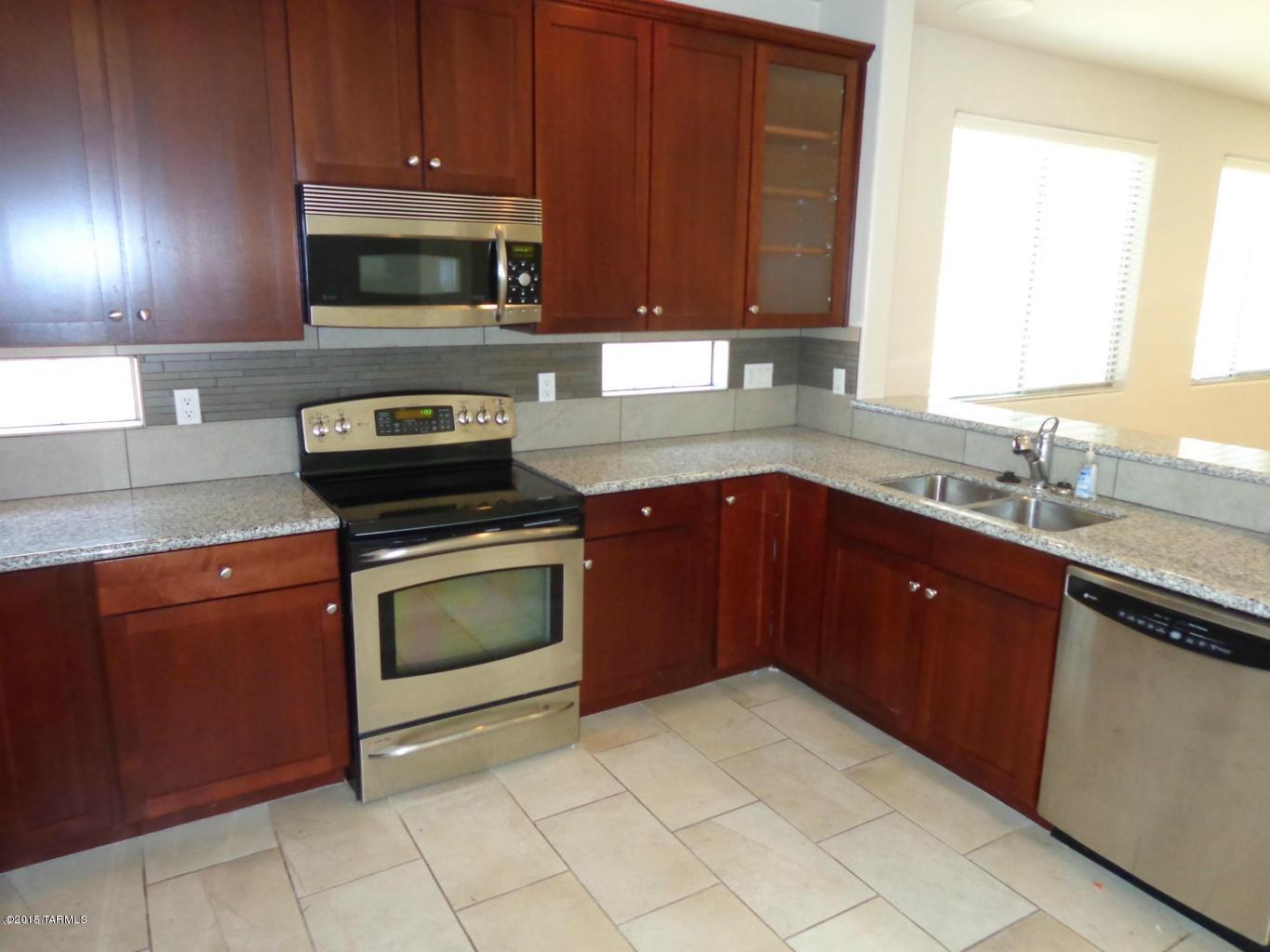 Somerset Canyon Neighborhood 10, Par. X,Y - Residential Lease