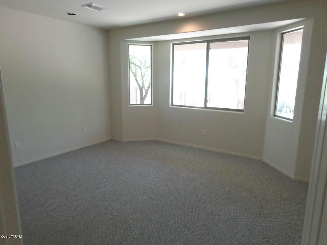 Somerset Canyon Neighborhood 10, Par. X,Y - Residential Lease