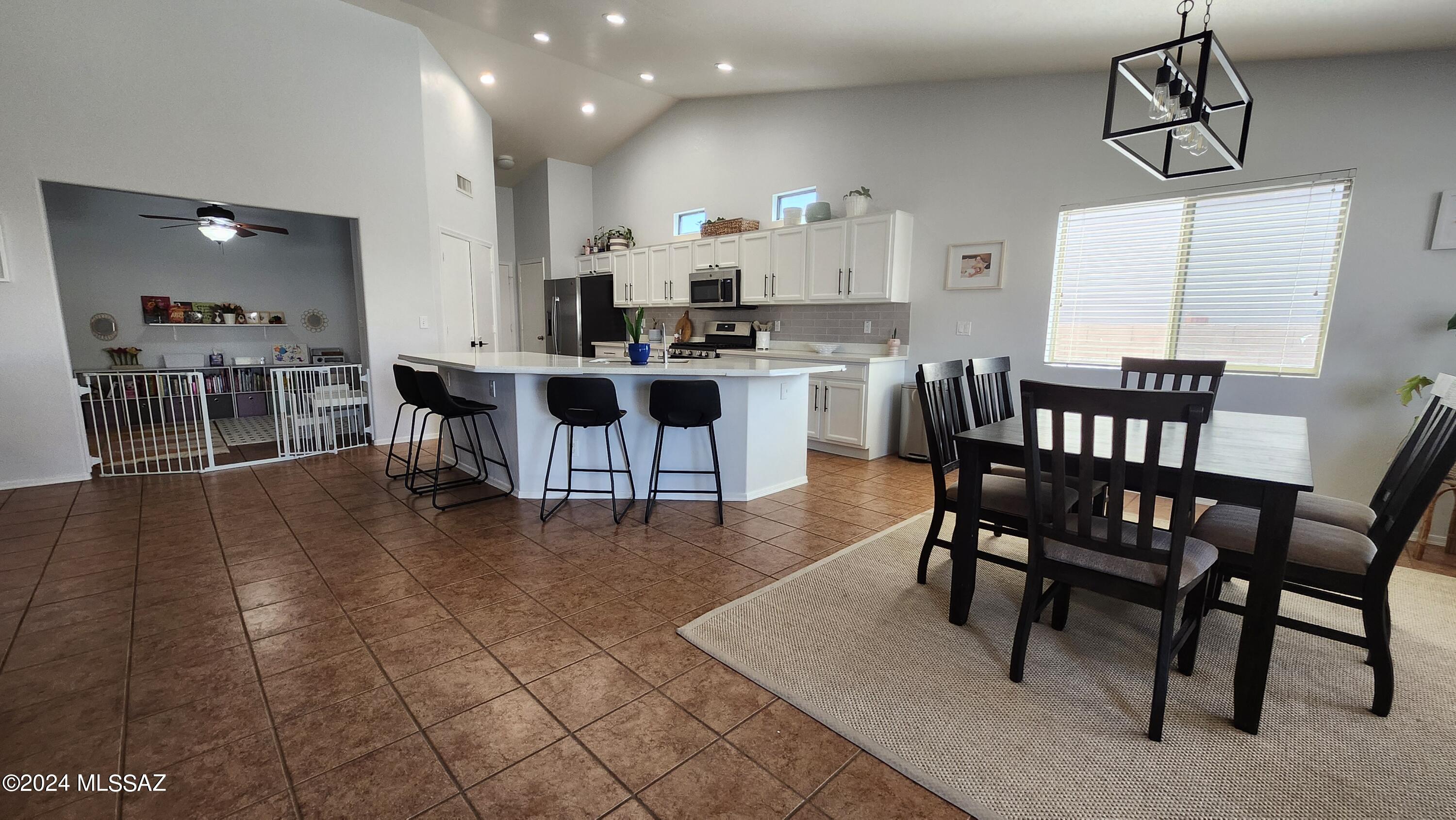 Mesquite Ranch (1-619) - Residential Lease