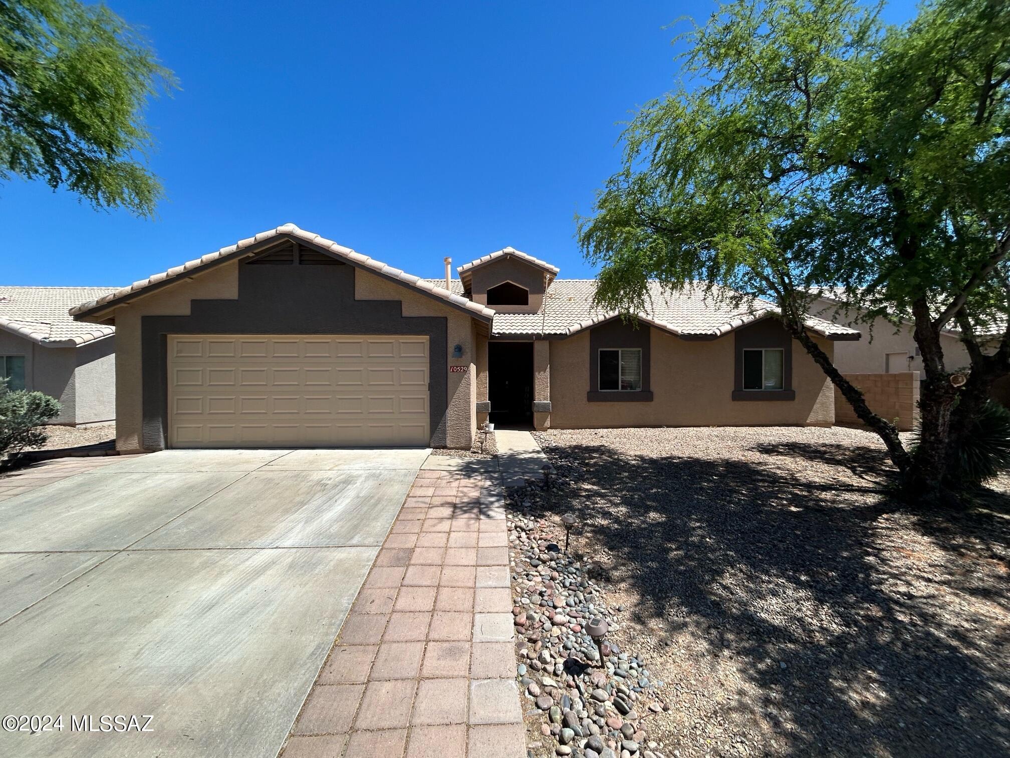 Mesquite Ranch (1-619) - Residential Lease