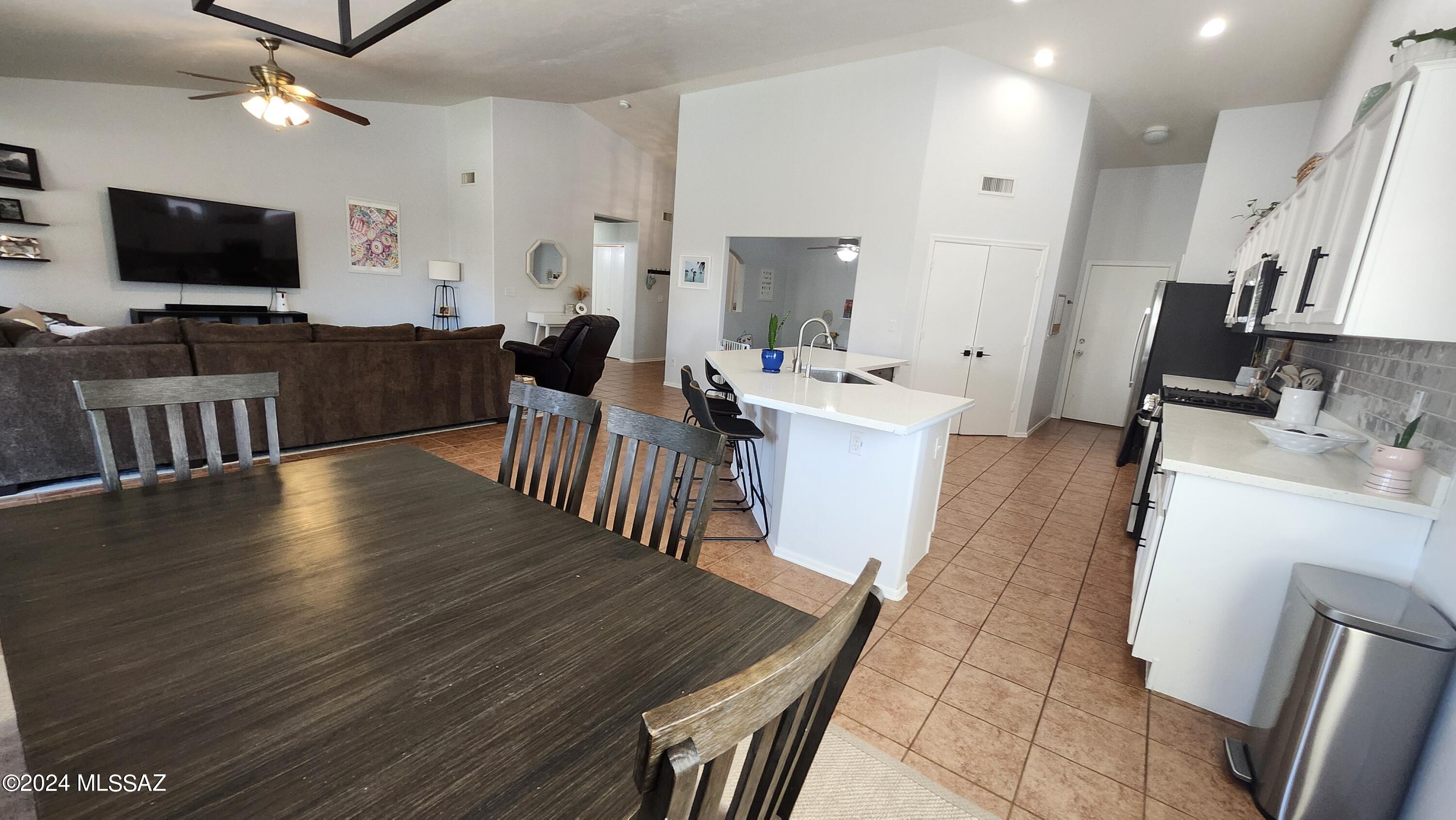 Mesquite Ranch (1-619) - Residential Lease